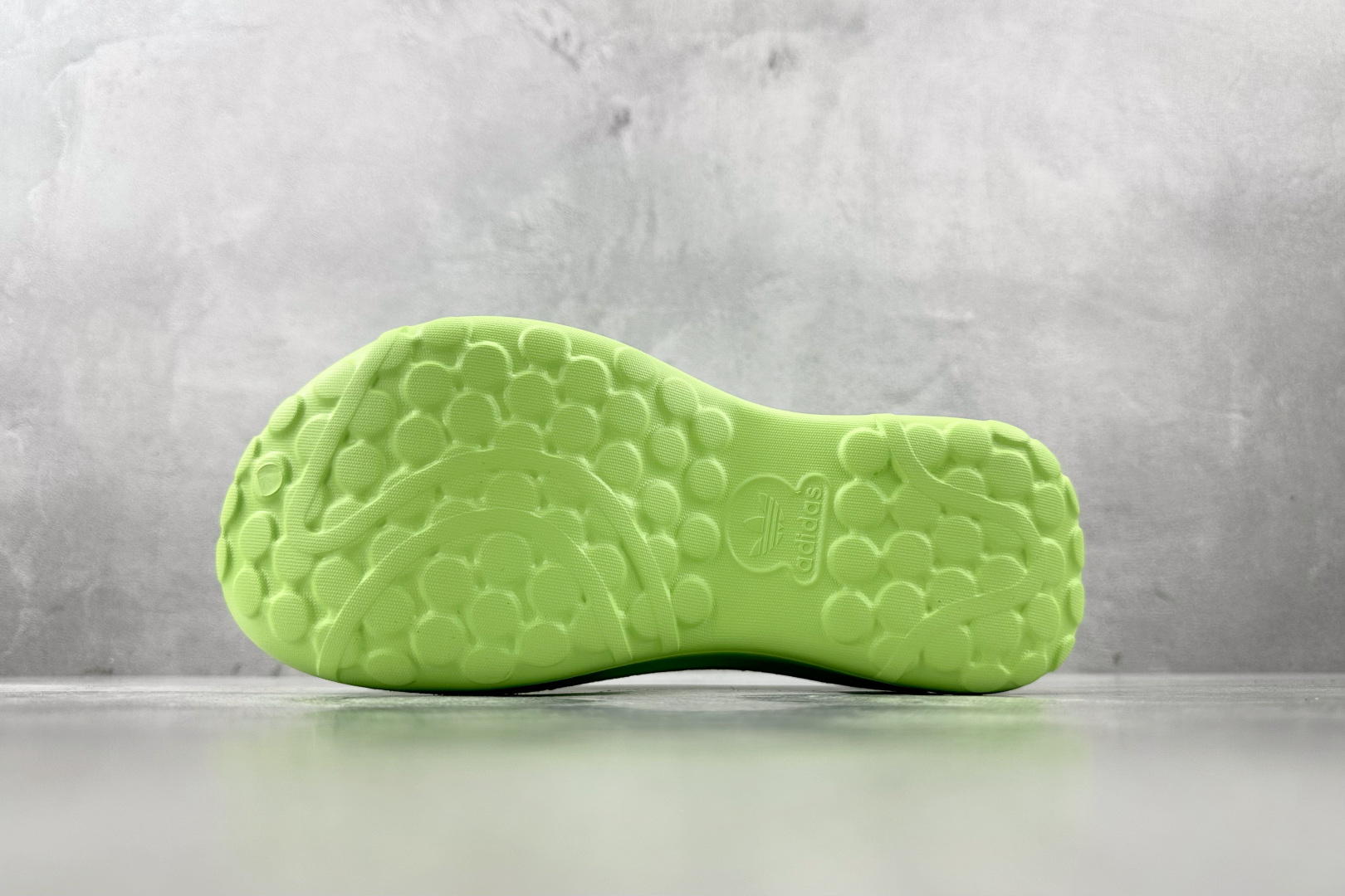 On 版 
adidas originals AdiFOM Stan Smith Mule 绿

货号：