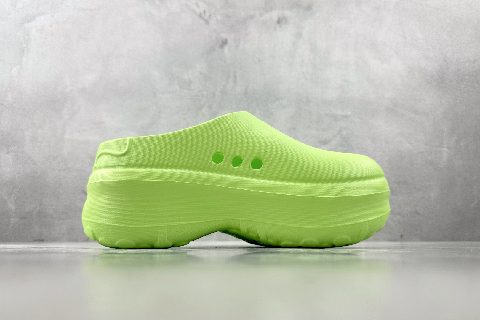 On 版 
adidas originals AdiFOM Stan Smith Mule 绿

货号：