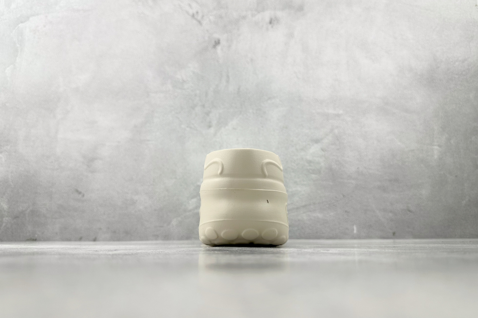On 版 
adidas originals AdiFOM Stan Smith Mule 米色

货号
