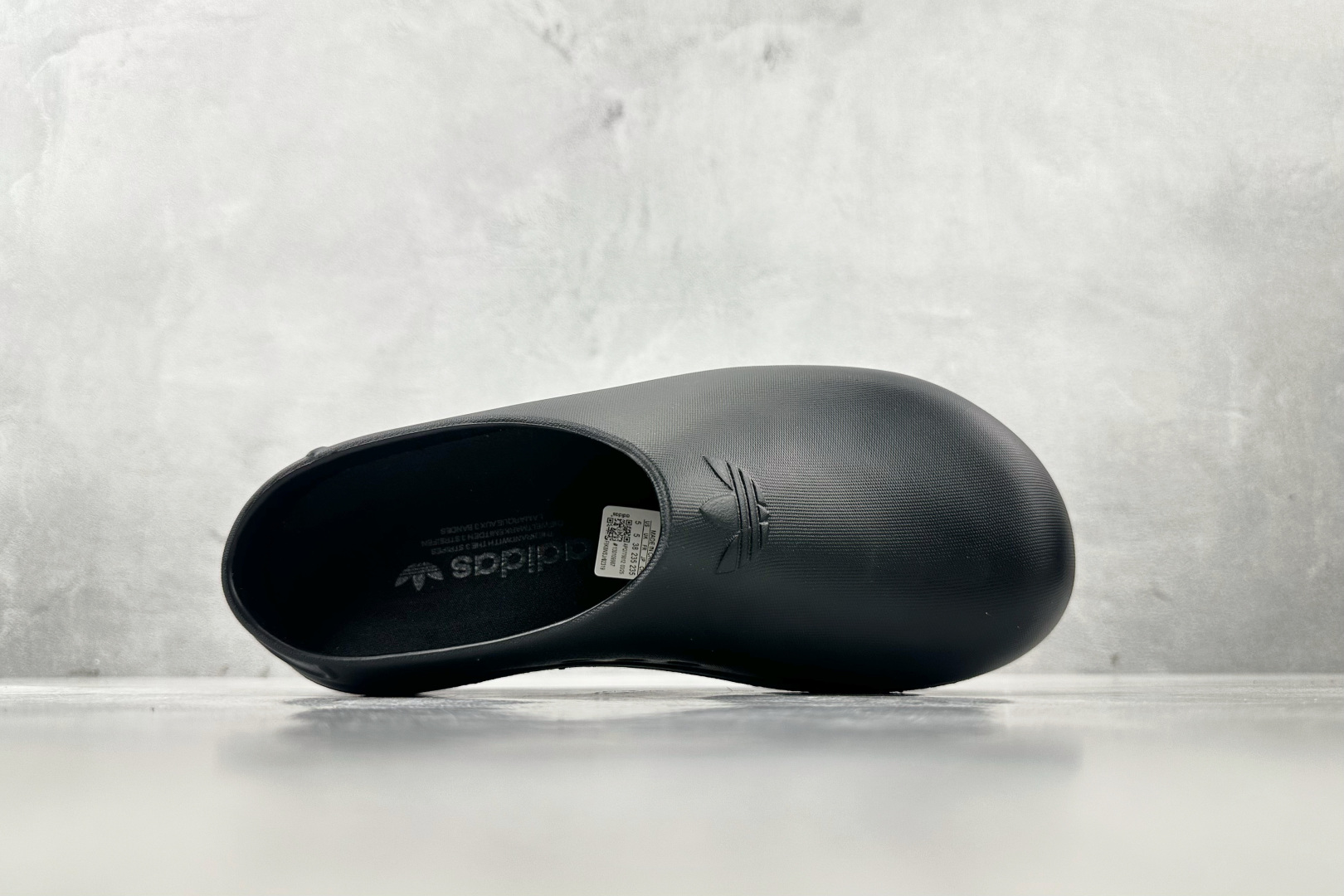 On 版 
adidas originals AdiFOM Stan Smith Mule 黑色

货号