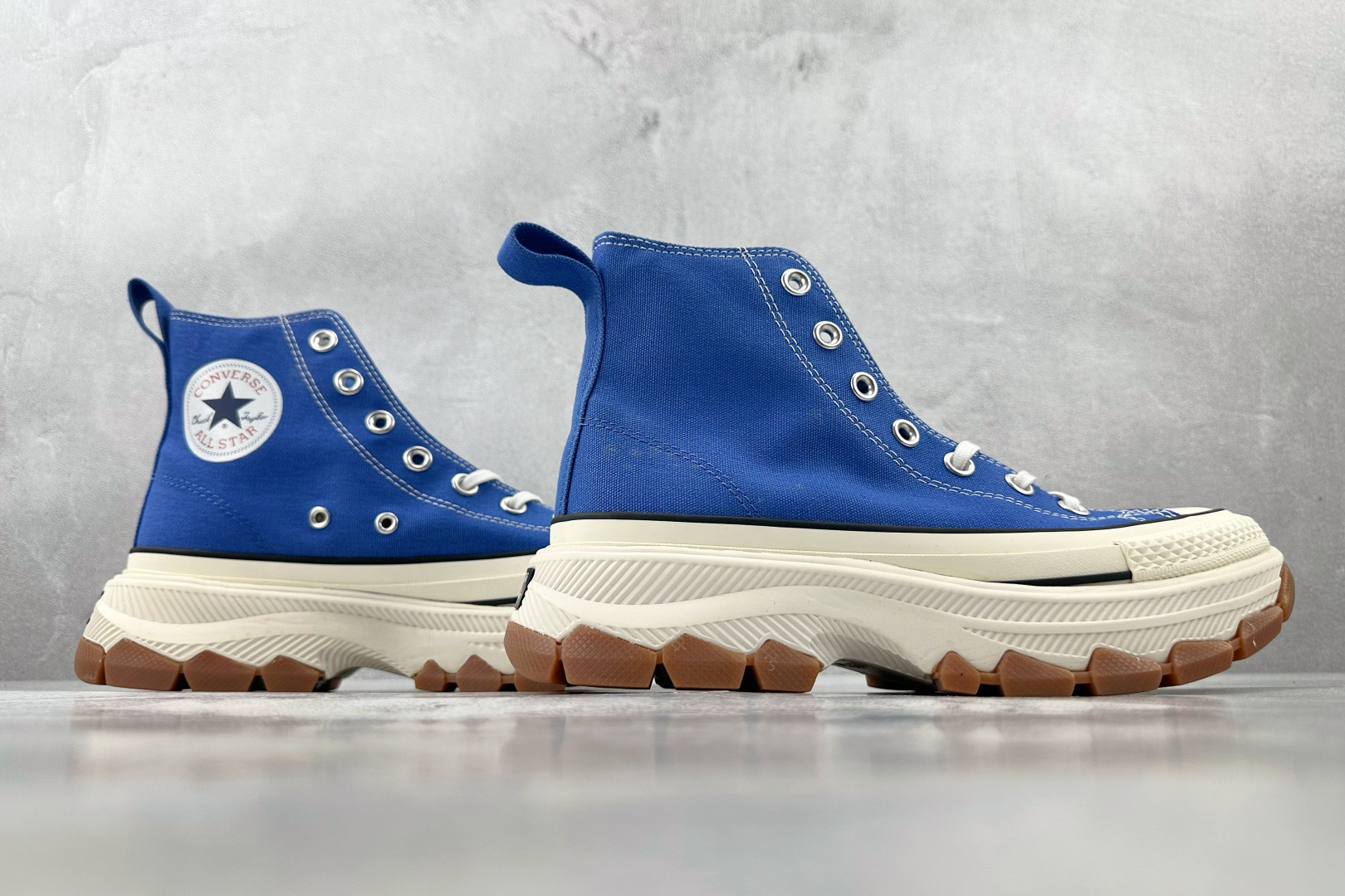 虎扑特价 
Converse All Star Trekwave 100 Trekwave Hi蓝色

