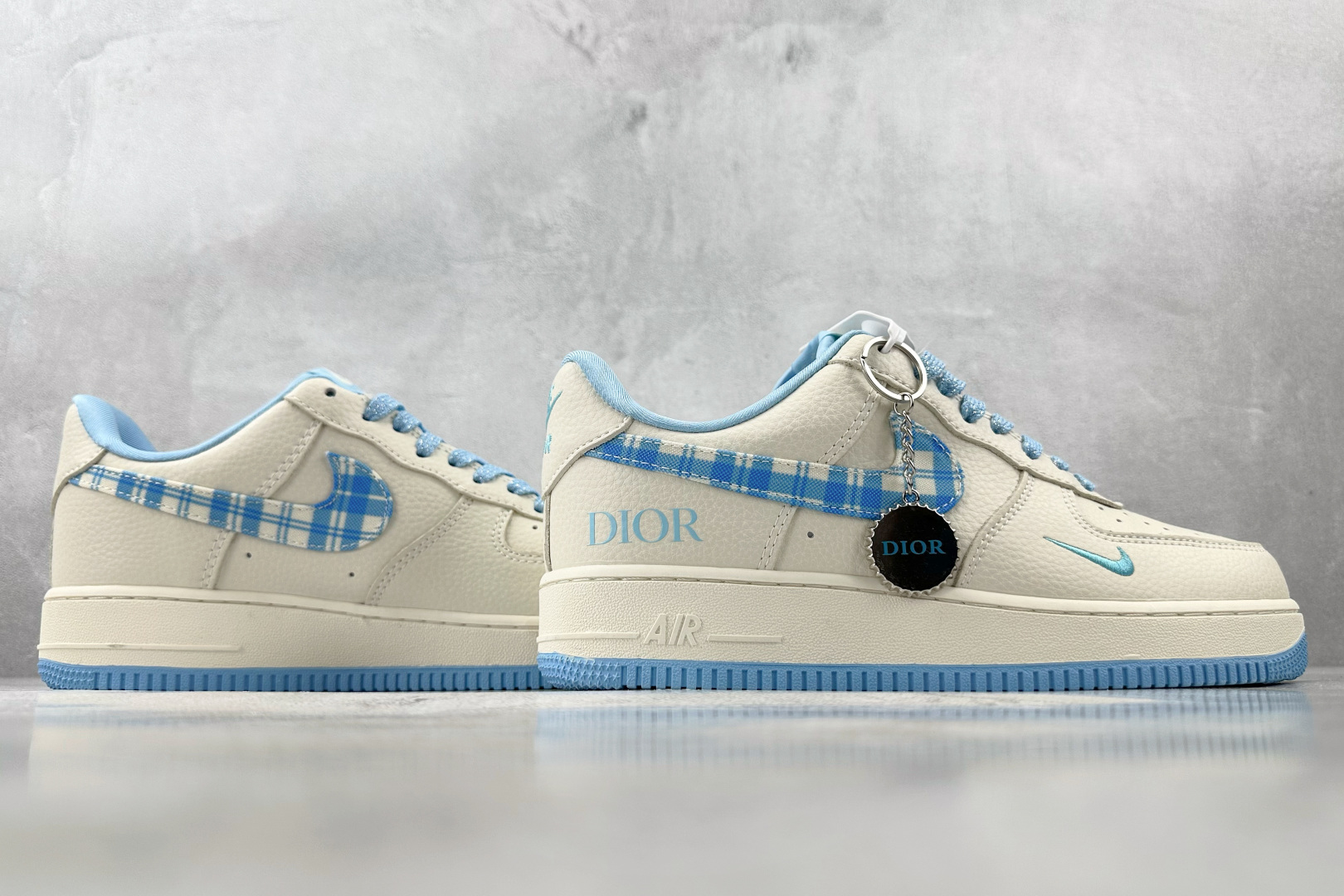 260 Nike Air Force 1'07 DIOR 联名 米白蓝 KK1988-072