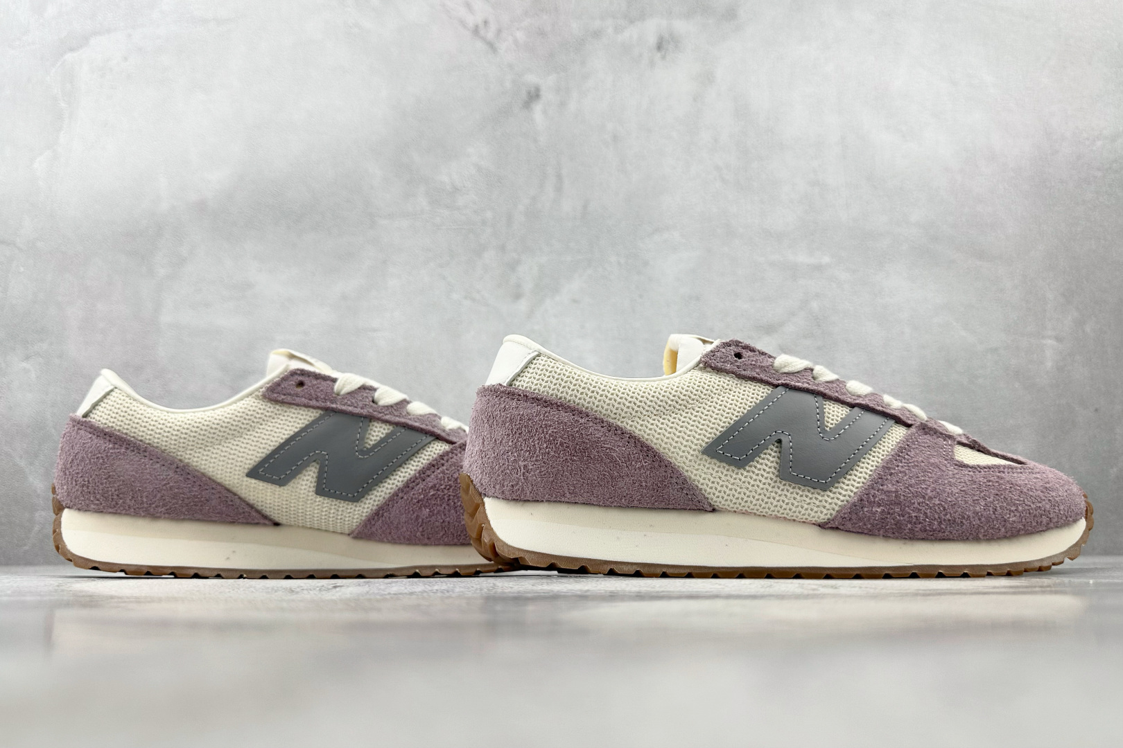 X 版 
New Balance NB 471 米紫

货号：U471AL
尺码：36 36.5 37.