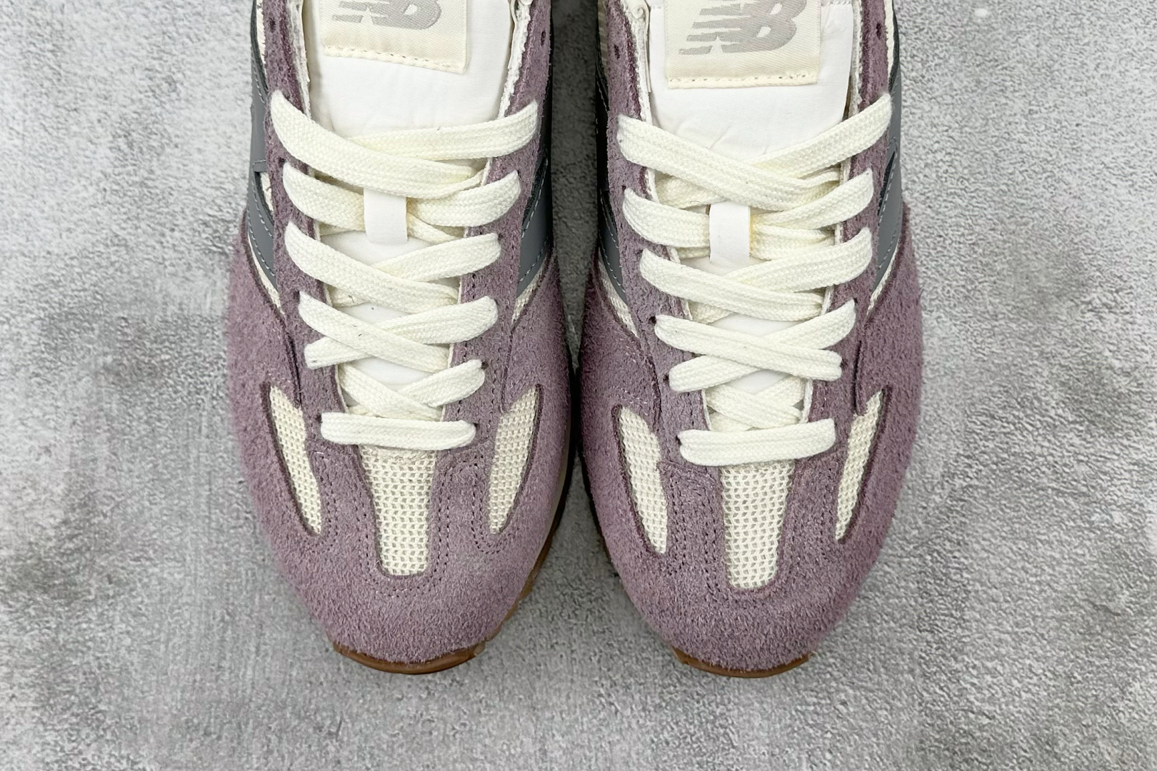 X 版 
New Balance NB 471 米紫

货号：U471AL
尺码：36 36.5 37.