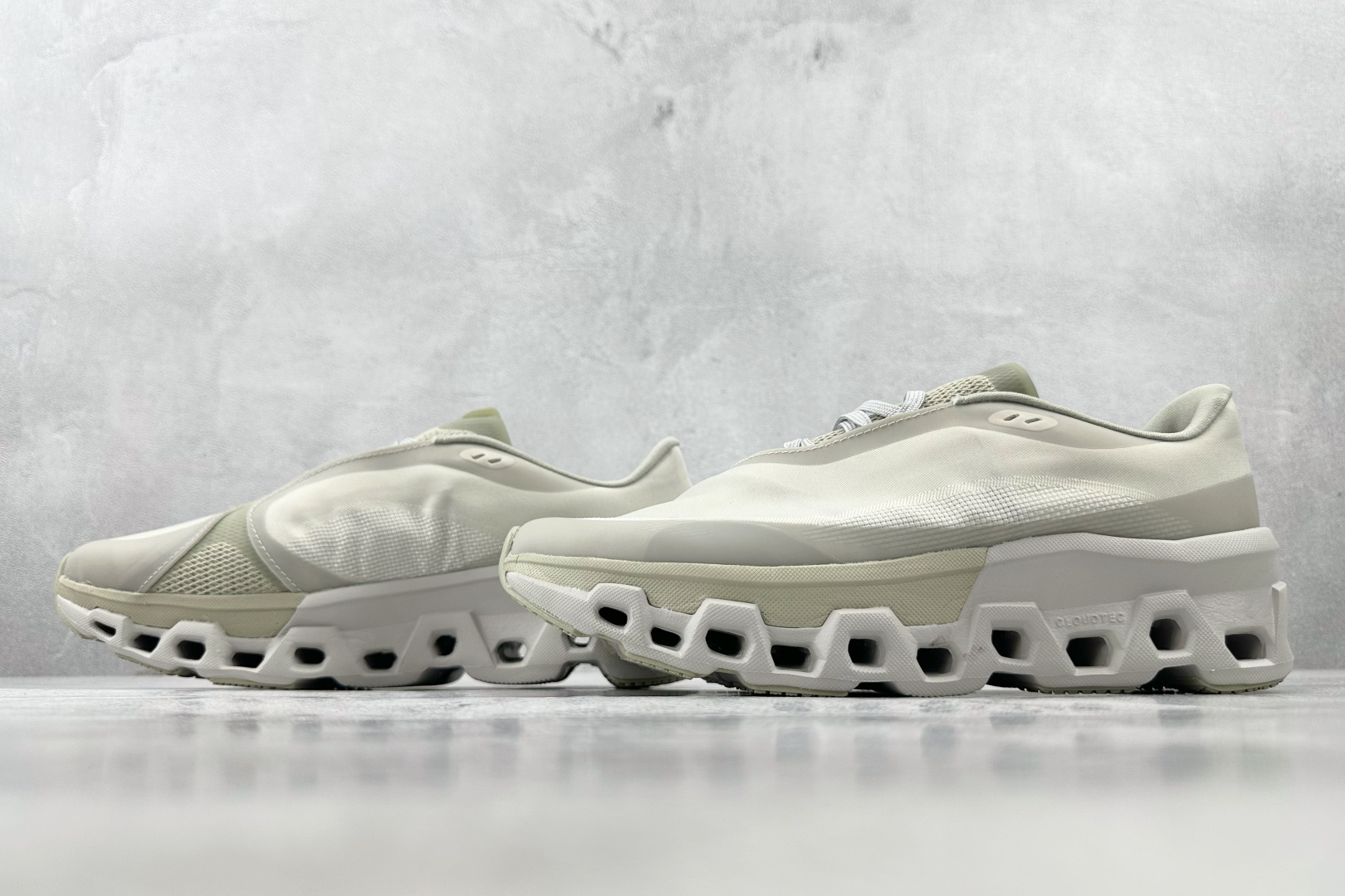 On 版 
POST ARCHIVE FACTION (PAF) × On 昂跑
Cloudmonste