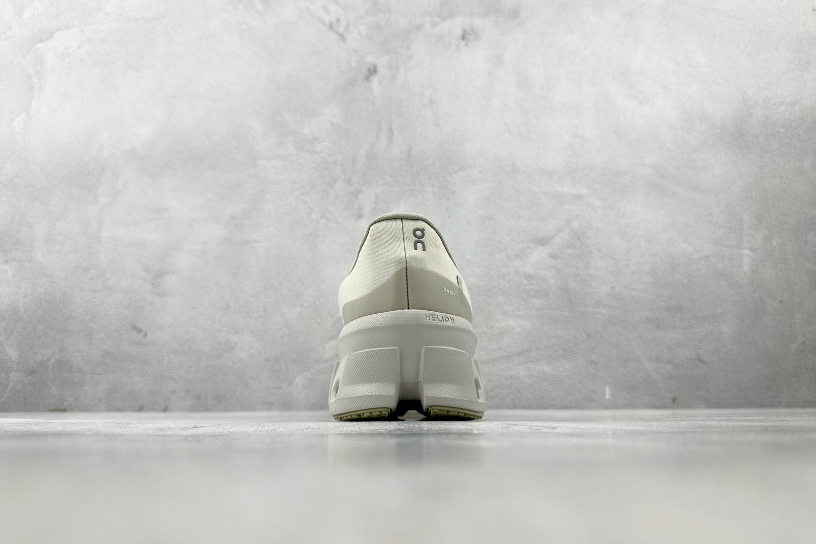 On 版 
POST ARCHIVE FACTION (PAF) × On 昂跑
Cloudmonste