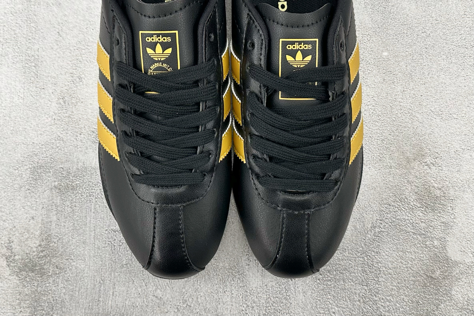 R 版 
出口订单 adidas originals TOKYO 黑黄色

货号 ：JR1271
尺码：