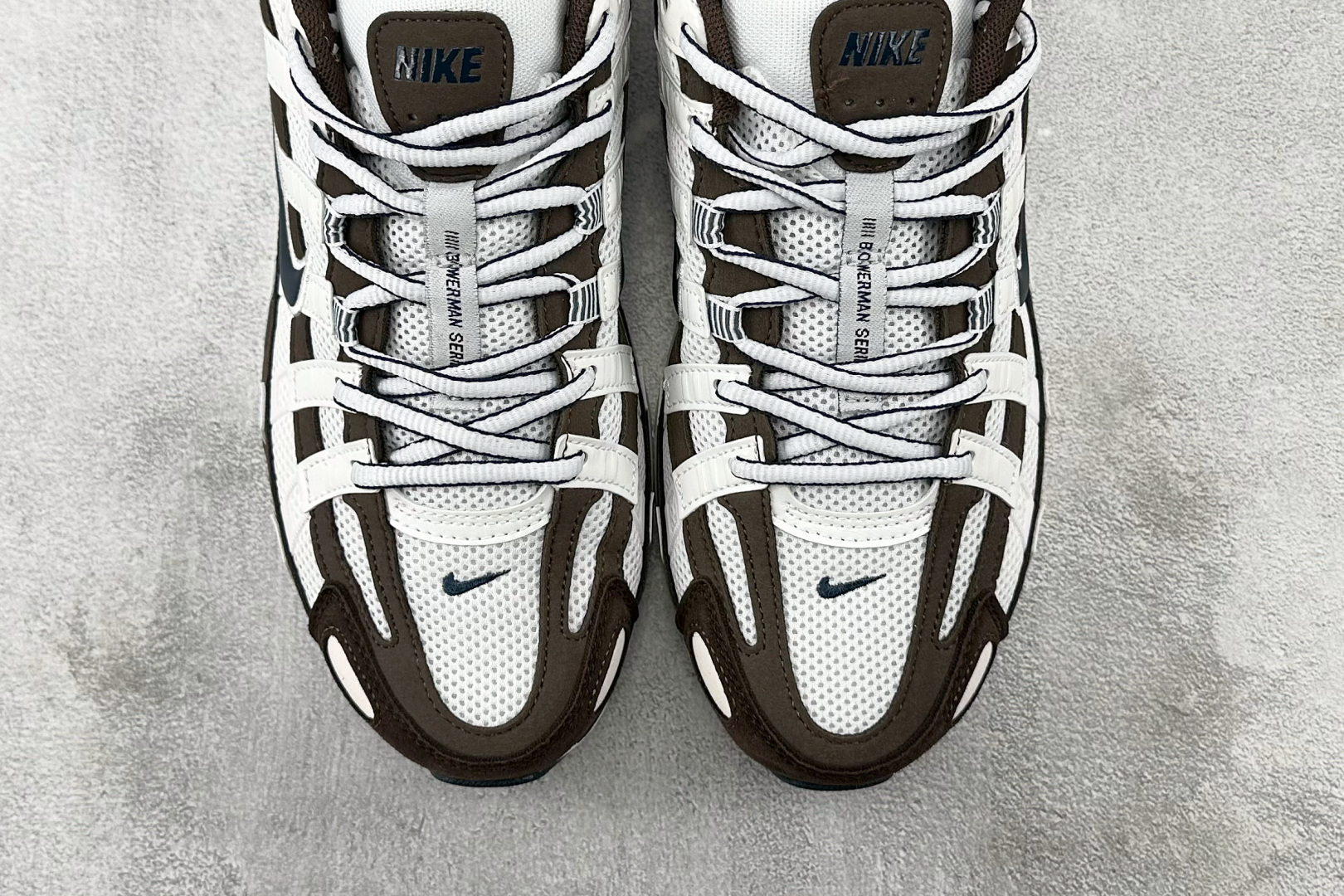 PF 
原鞋开发 原数据档案 Nike P-6000 棕白

货号：HV8972-001
尺码：36 3