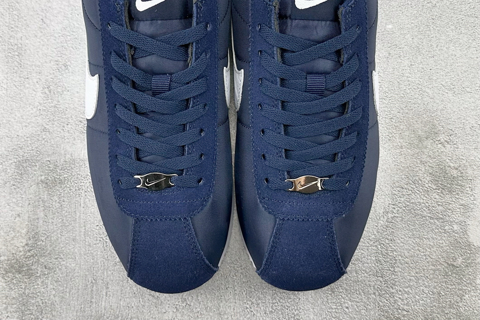 PF 
最强阿甘生产线 Nike Cortez 蓝白色

货号：HF0263-400
尺码：35.5 3
