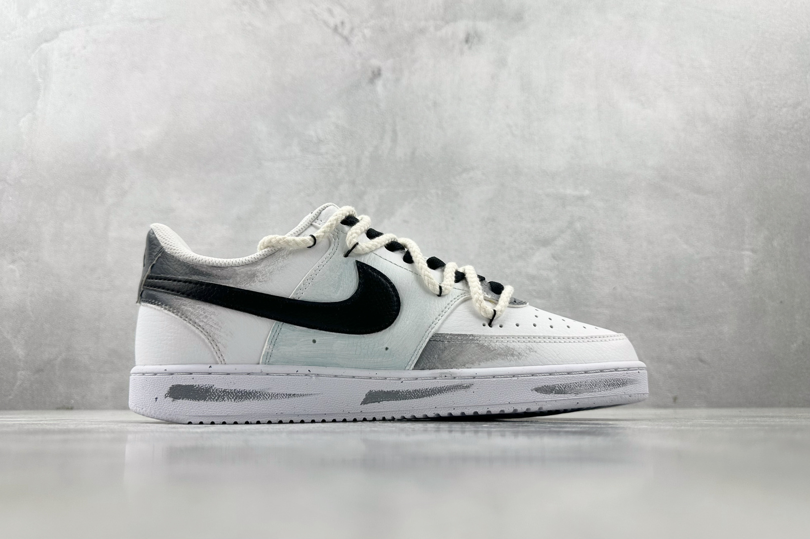 定制版  
【定制球鞋】Nike Court Vision 星际空间 灰色

货号：DH2987-101