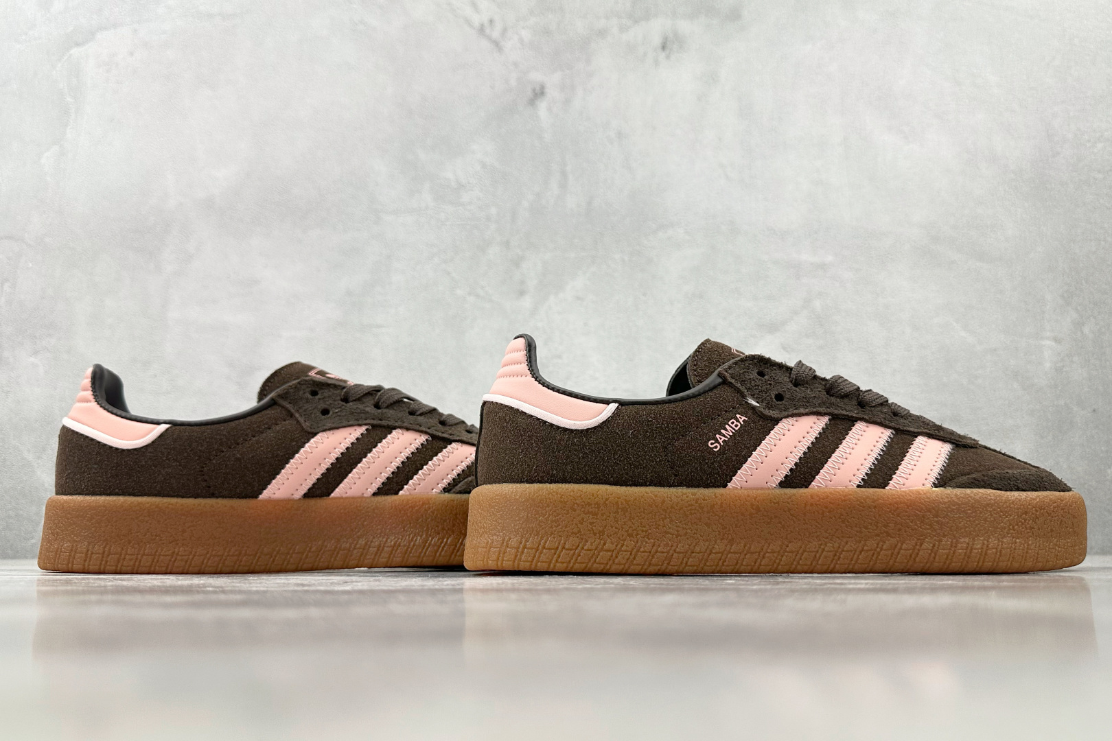 R 版 
出口订单 adidas originals Sambae 深棕色

货号 ：JI2744
尺码