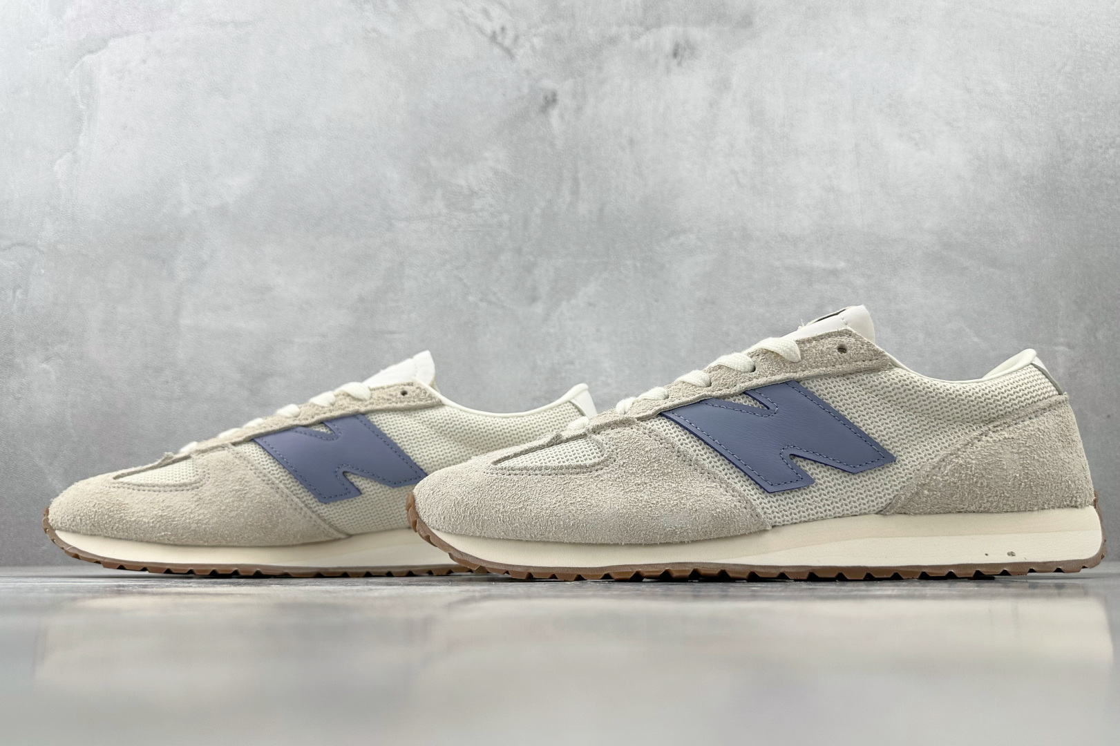 X 版 
New Balance NB 471 米白色

货号：U471AA
尺码：36 36.5 37