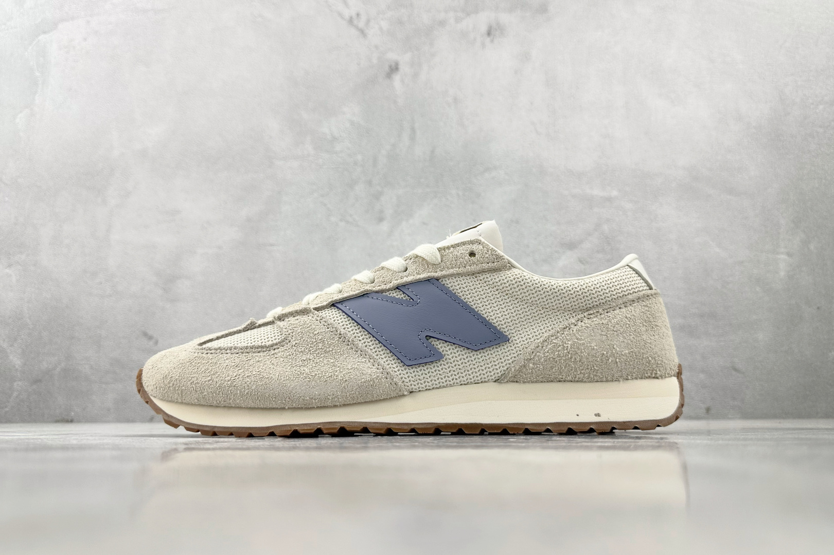 X 版 
New Balance NB 471 米白色

货号：U471AA
尺码：36 36.5 37