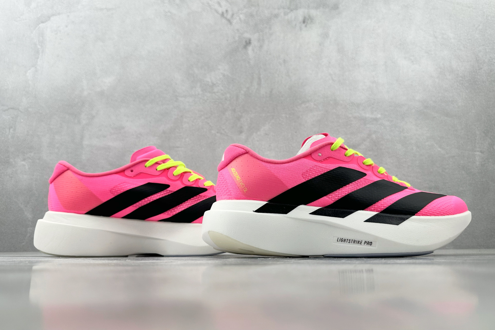 BS 
纯原  adidas Adizero EVO SL 黑粉

货号：JS4455
尺码：36 36