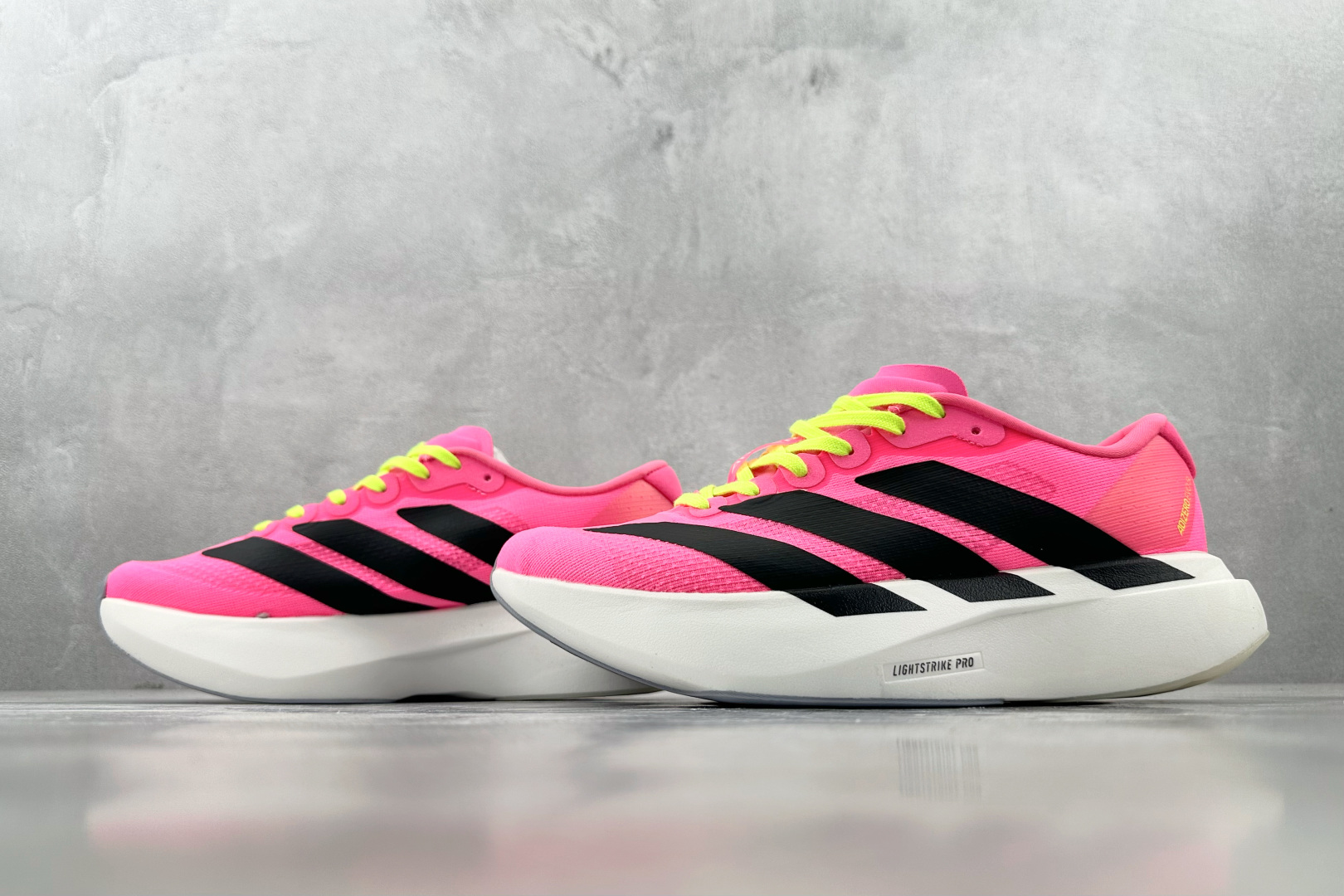 BS 
纯原  adidas Adizero EVO SL 黑粉

货号：JS4455
尺码：36 36