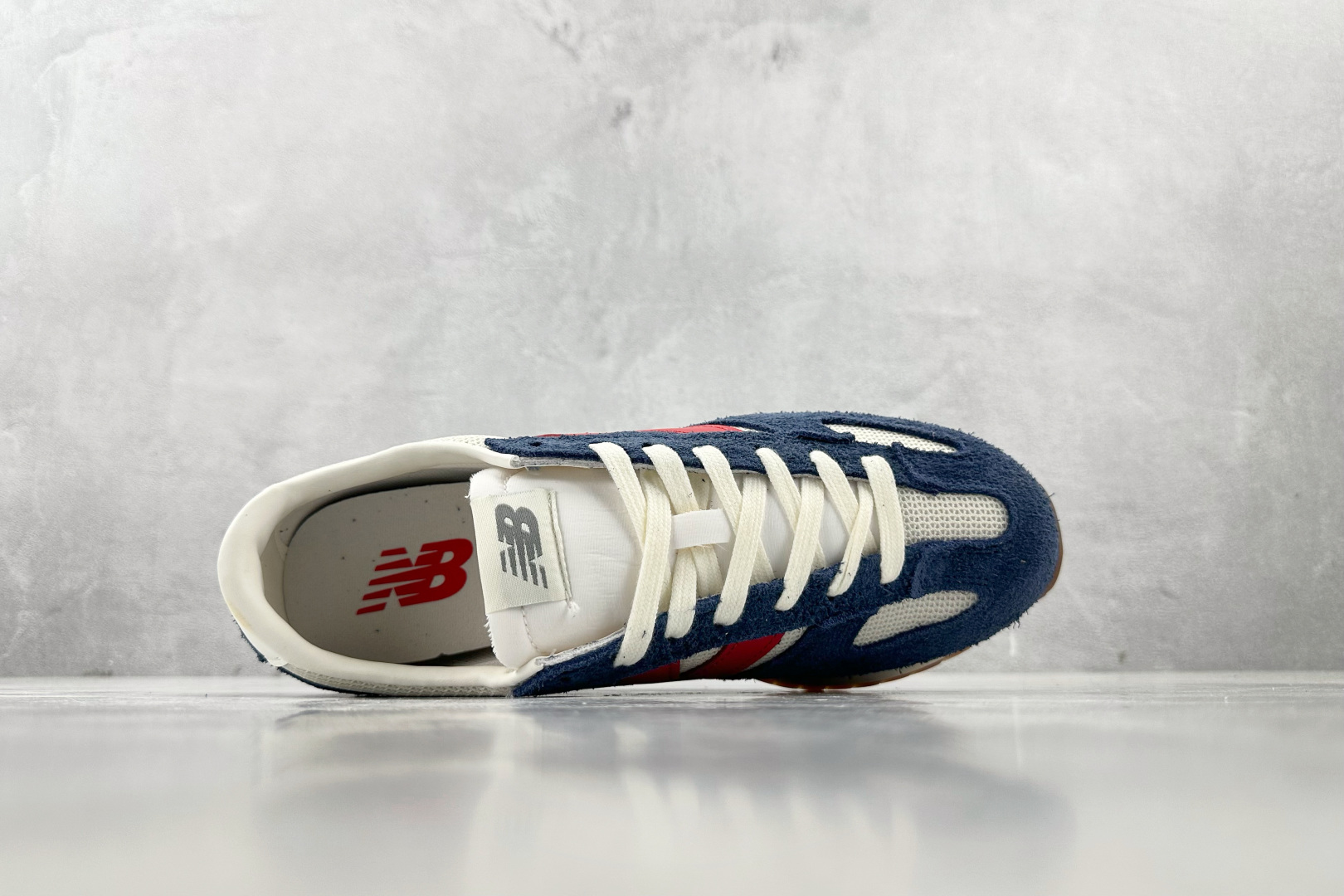 K13 版 
New Balance NB 471 米白深蓝色

货号：U471AK
尺码：36 36.