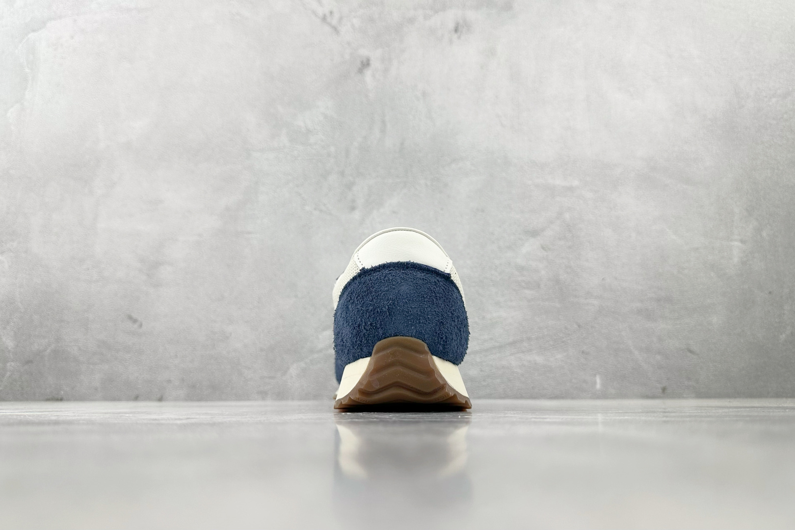 K13 版 
New Balance NB 471 米白深蓝色

货号：U471AK
尺码：36 36.