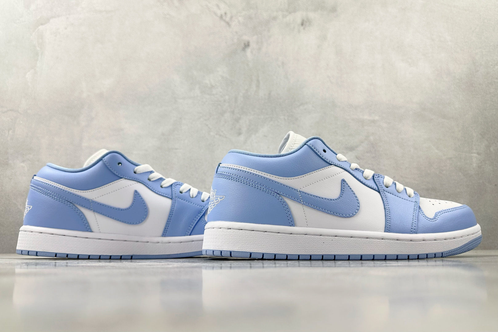 K版 
综合版 Jordan Air Jordan 1 Low Aluminum WMNS浅蓝色

货号
