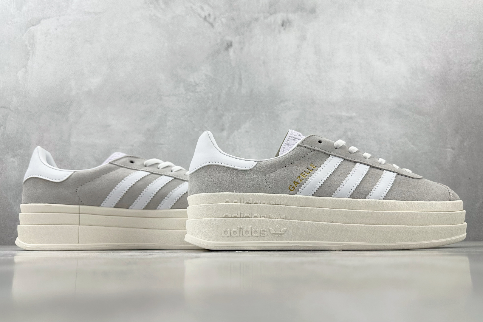 HG 
品质升级 adidas originals GAZELLE BOLD 灰白

货号：HQ6893