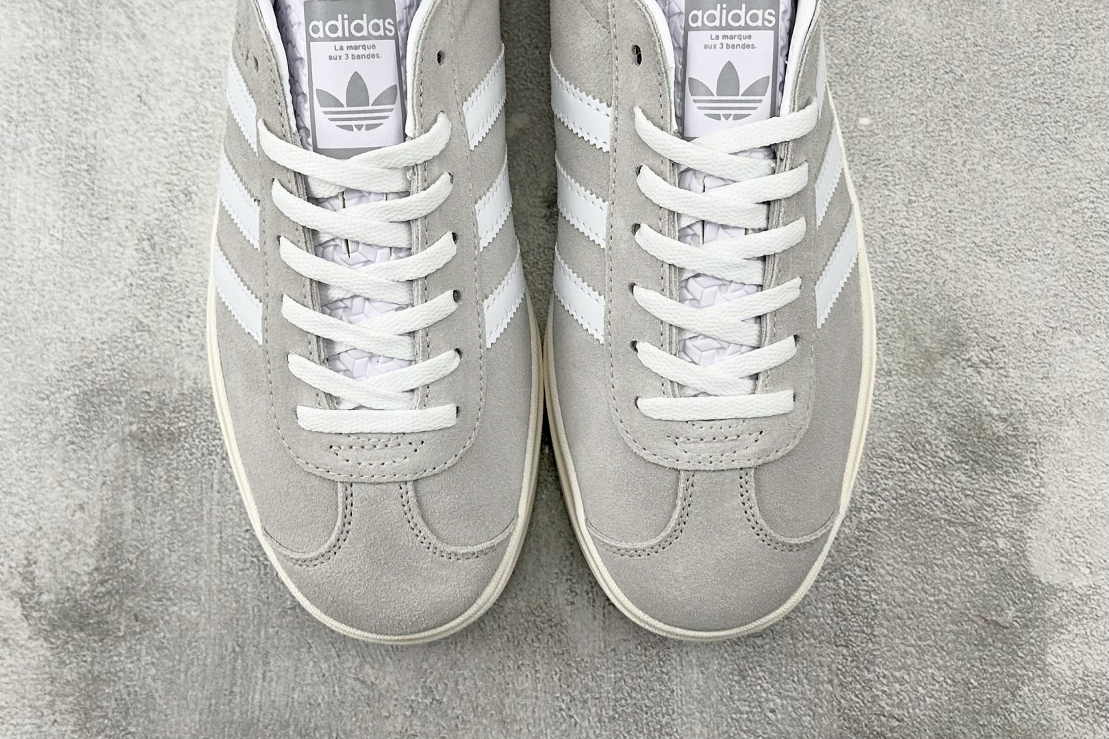 HG 
品质升级 adidas originals GAZELLE BOLD 灰白

货号：HQ6893