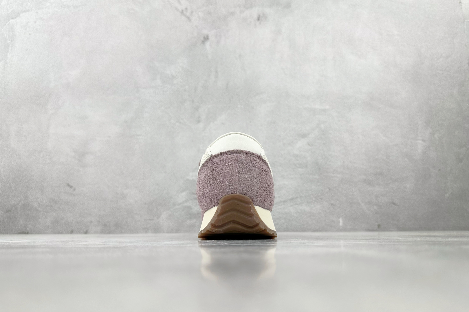 K13 版 
New Balance NB 471 米紫

货号：U471AL
尺码：36 36.5 3