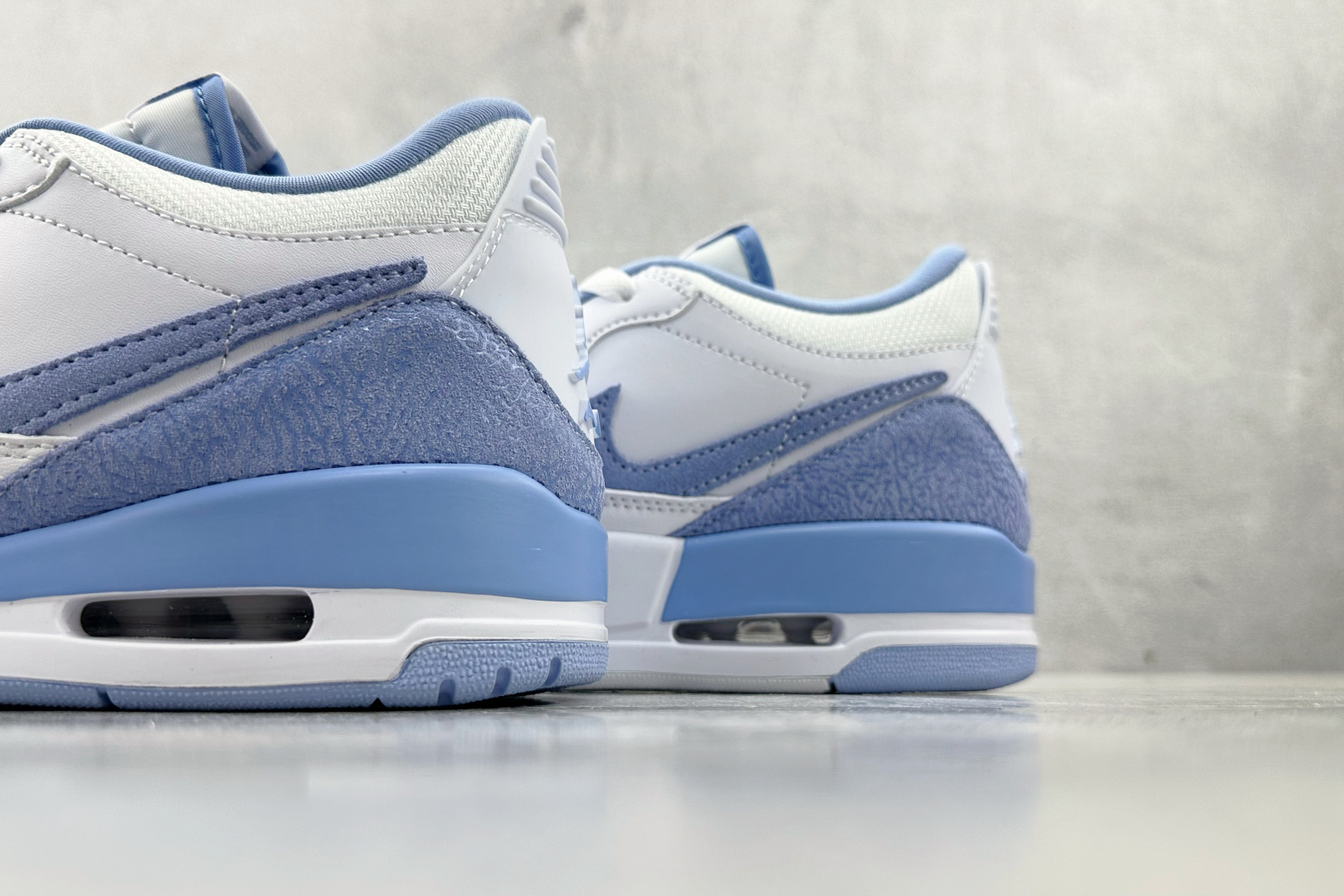 N版 
东南亚订单 Jordan Legacy 312 LOW 白蓝

货号：FQ7827-104
尺码