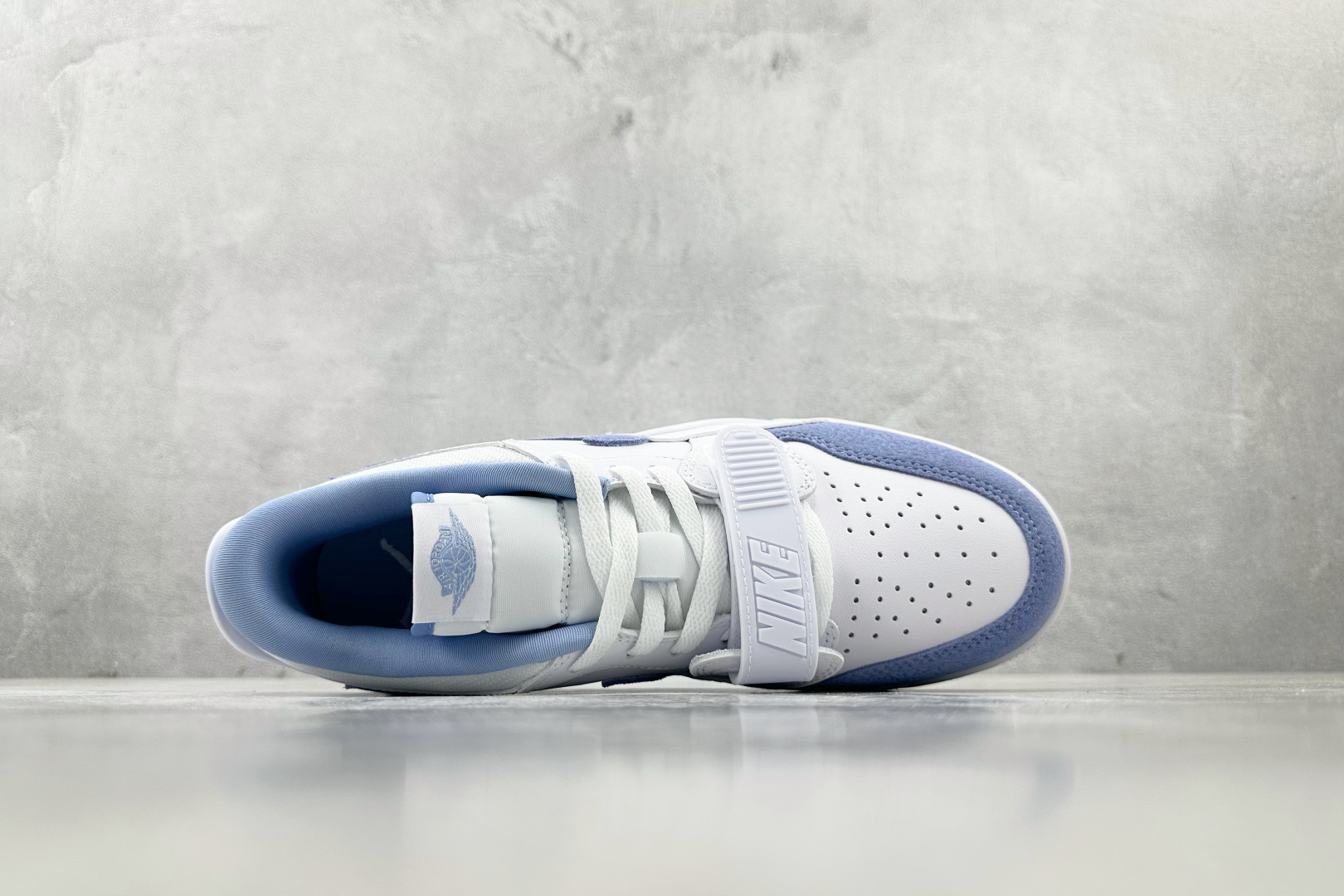 N版 
东南亚订单 Jordan Legacy 312 LOW 白蓝

货号：FQ7827-104
尺码