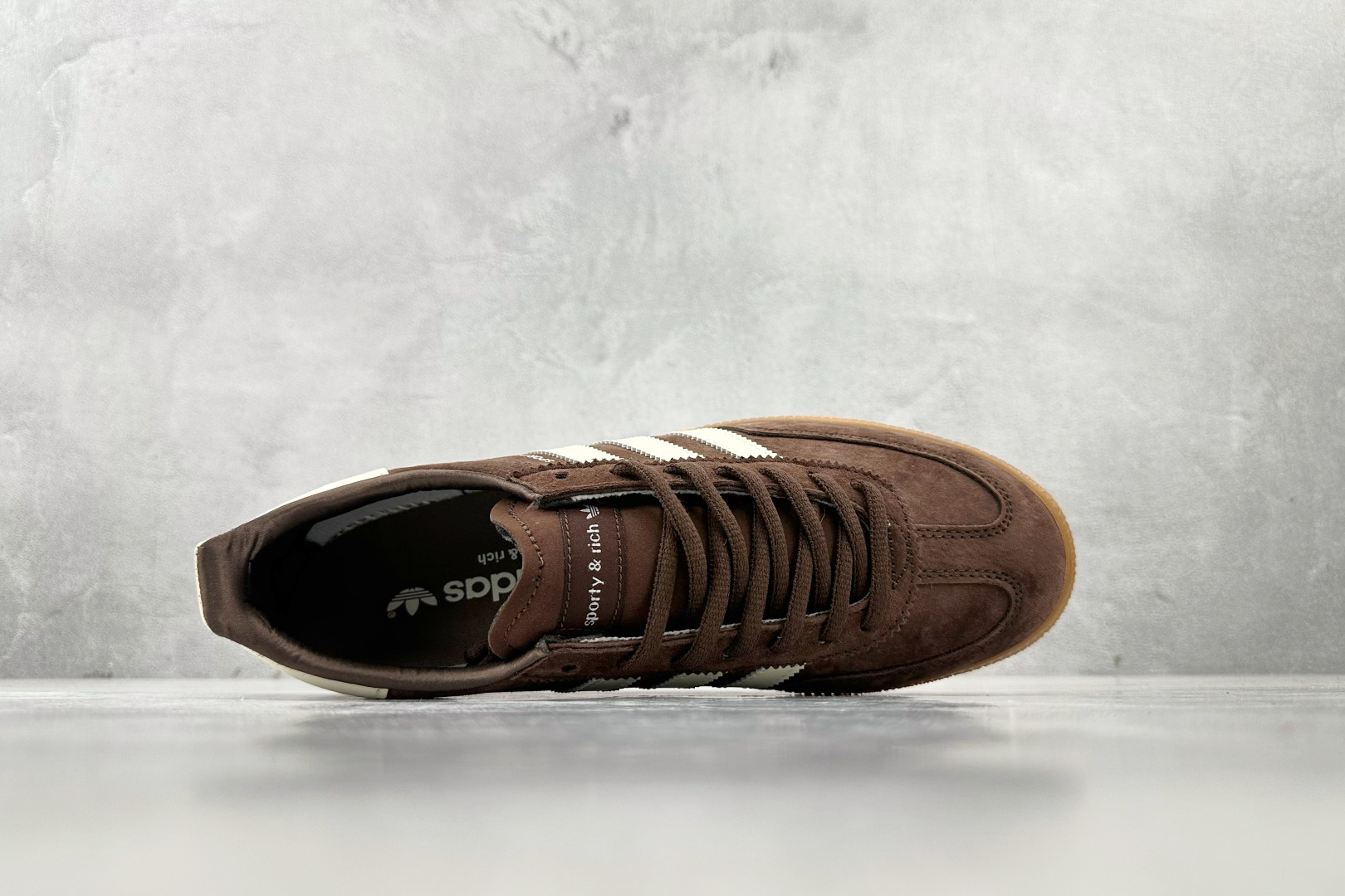 R 版 
出口订单 SPORTY & RICH x adidas originals HANDBALL 