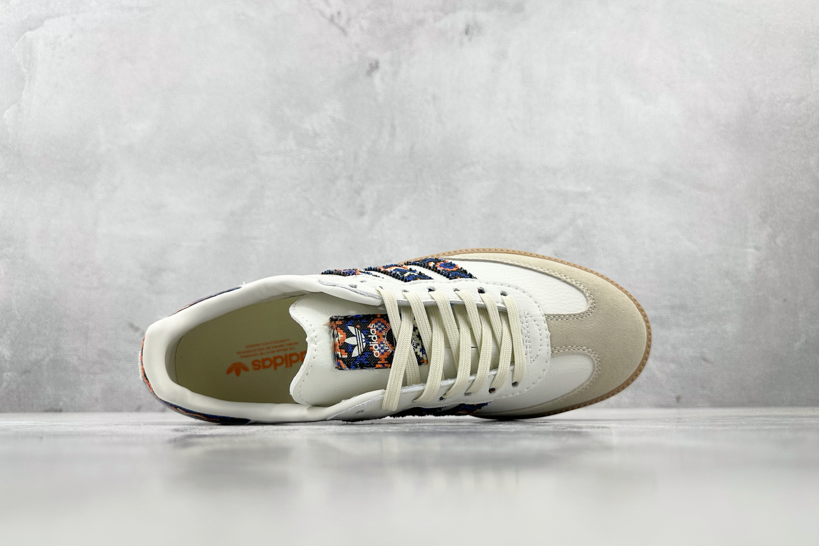R 版 
出口订单  adidas originals SAMBA OG 奶油白

货号 ：JQ0014
