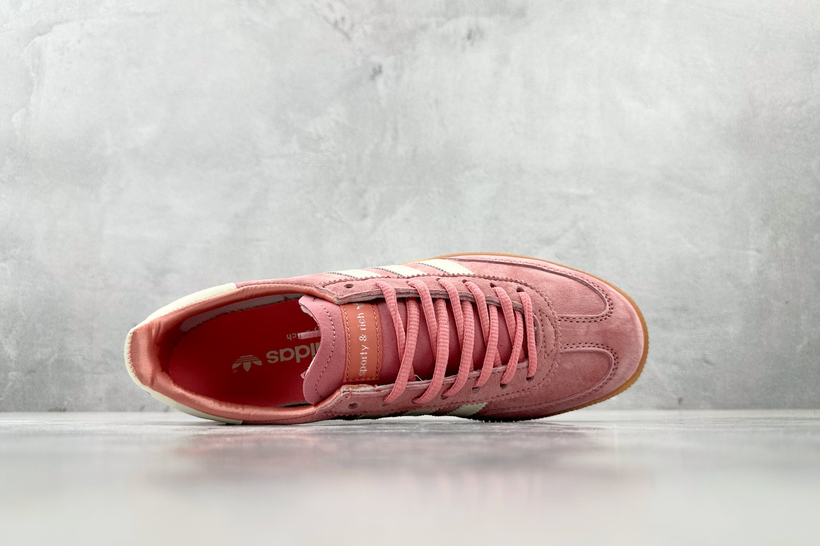 R 版 
出口订单 adidas originals HANDBALL SPEZIAL 粉色

货号 ：