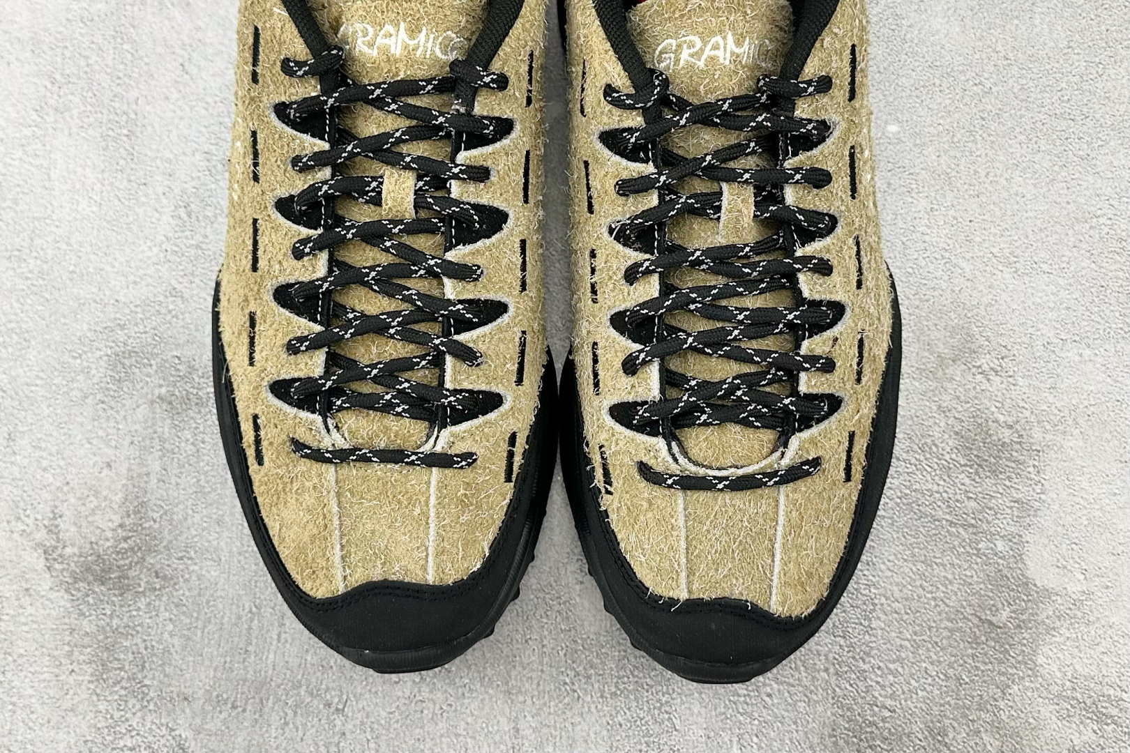 ZX 神版 
Gramicci x KEEN Jasper Zionic 黑棕

货号：
尺码：36 3