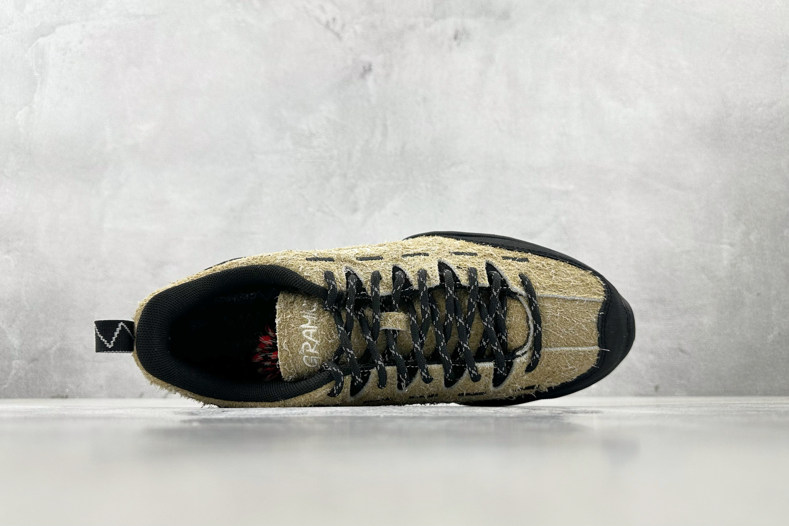 ZX 神版 
Gramicci x KEEN Jasper Zionic 黑棕

货号：
尺码：36 3