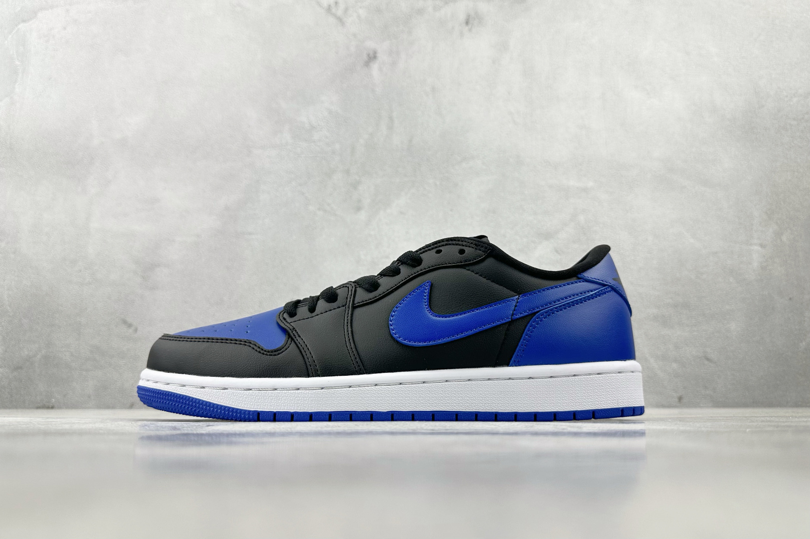 K版 
综合版  Jordan Air Jordan 1 Low ’85“Royal” 黑蓝

货号：I