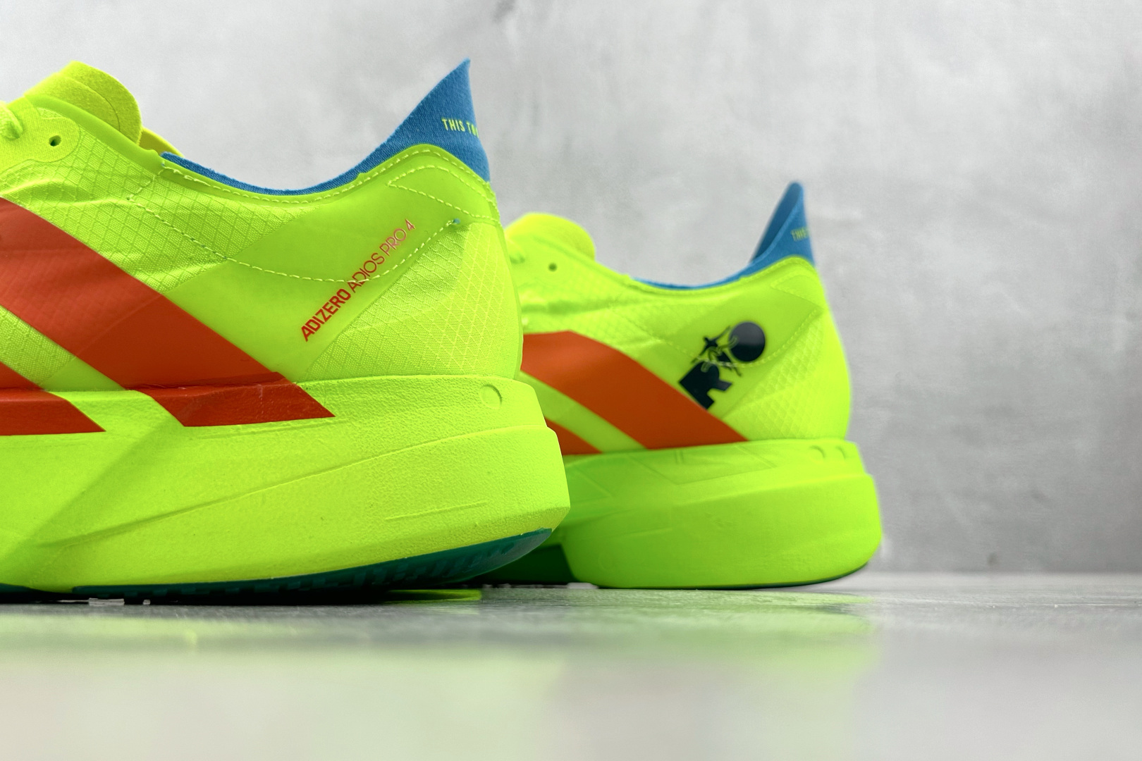 BS 
纯原  adidas Adizero Adios Pro 4 柠檬黄

货号：JQ1571
尺码