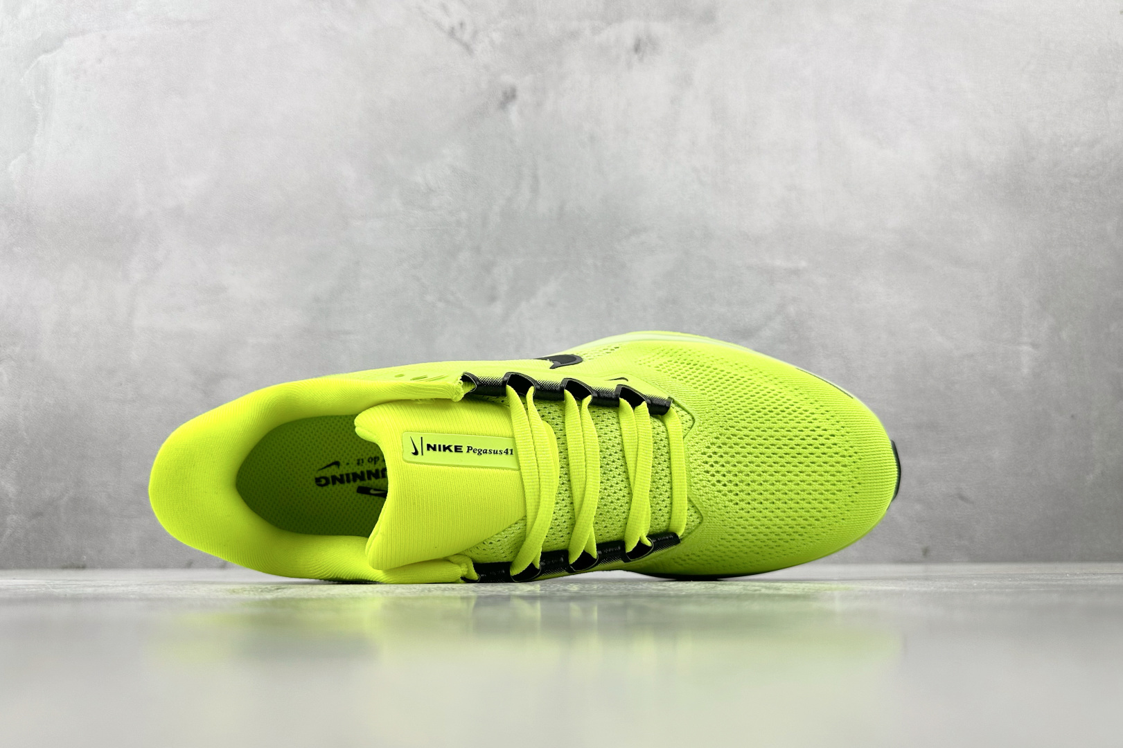 N版 
东南亚订单 Nike Pegasus 41 绿色

货号：FD2722-701
尺码：40 40