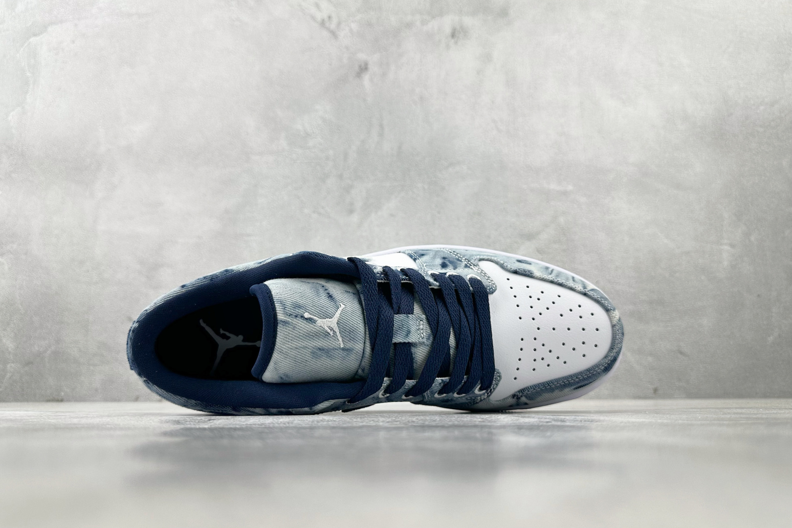 VT 
外贸批次  Jordan Air Jordan 1 low se washed denim 牛仔