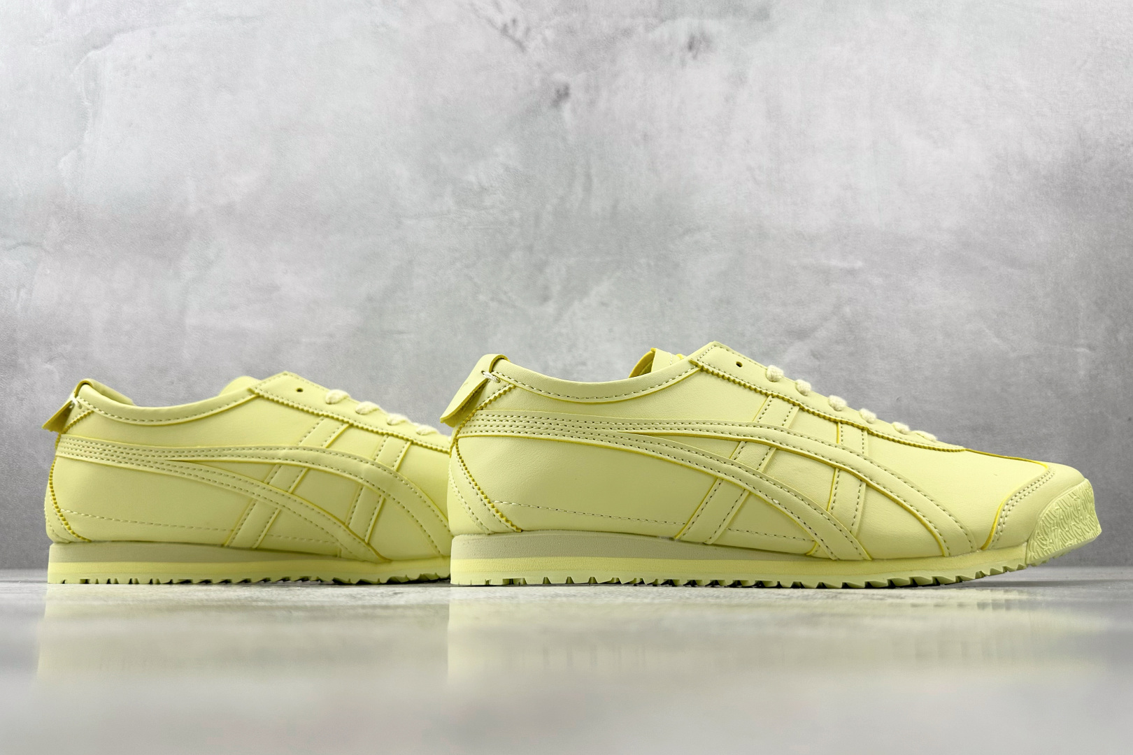 SC 
渠道特供 Onitsuka Tiger鬼塚虎 MEXICO 66 黄色

货号：1183C347