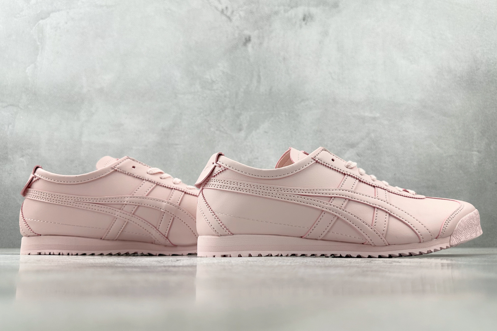 SC 
渠道特供 Onitsuka Tiger鬼塚虎 MEXICO 66 CACTFUL-S 粉色

货