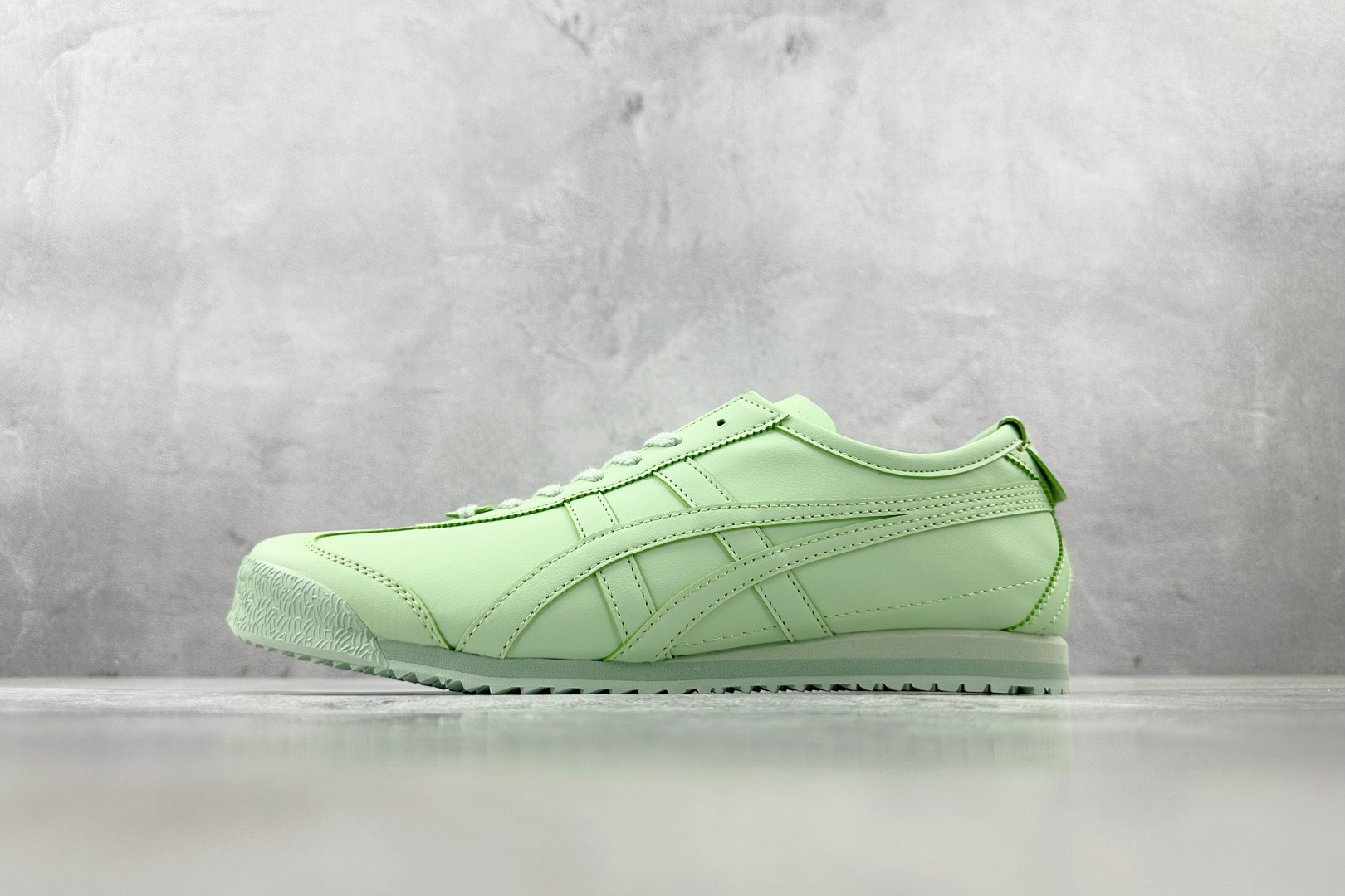 SC 
渠道特供 Onitsuka Tiger鬼塚虎 MEXICO 66 CACTFUL-S 绿色

货