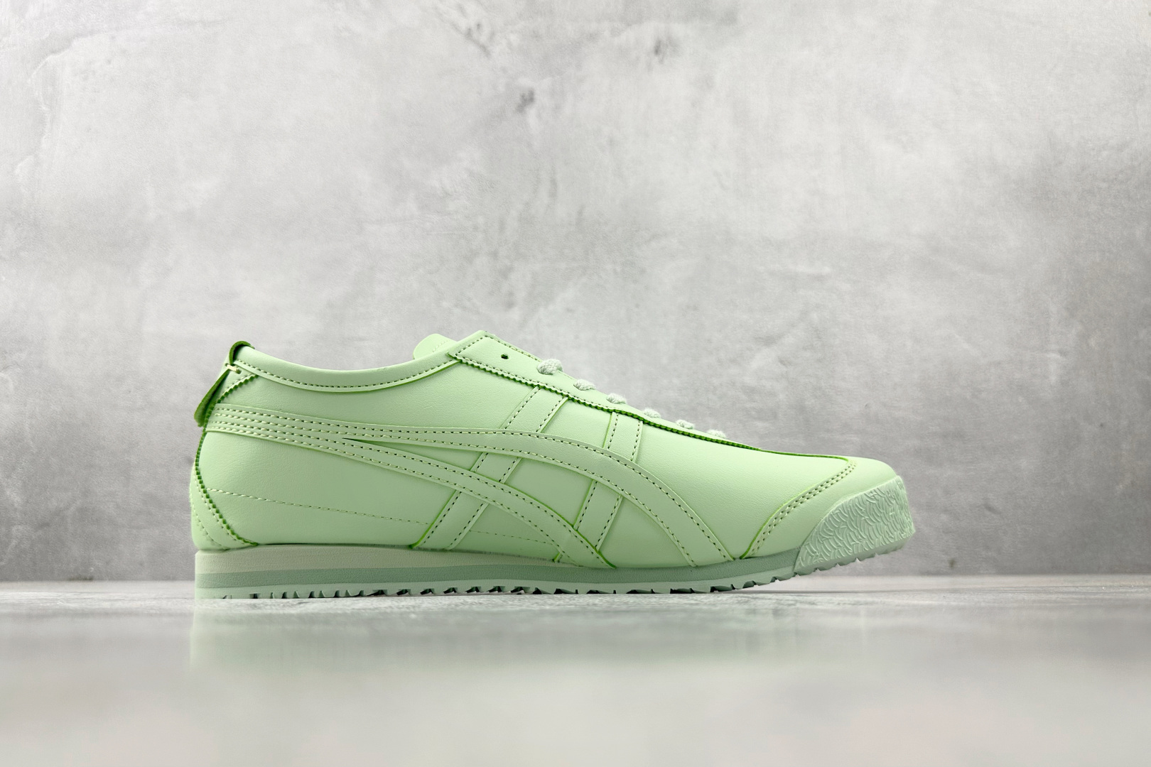 SC 
渠道特供 Onitsuka Tiger鬼塚虎 MEXICO 66 CACTFUL-S 绿色

货