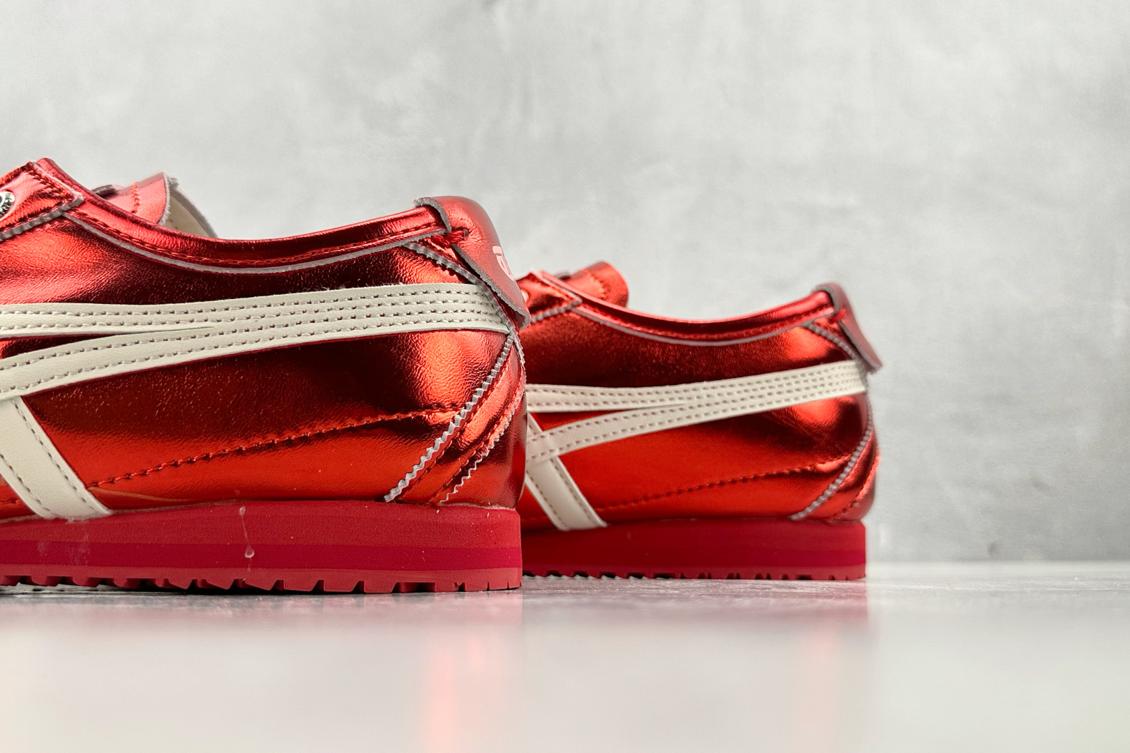 SC 
渠道特供 Onitsuka Tiger鬼塚虎 MEXICO 66 SD 红色

货号：1183C