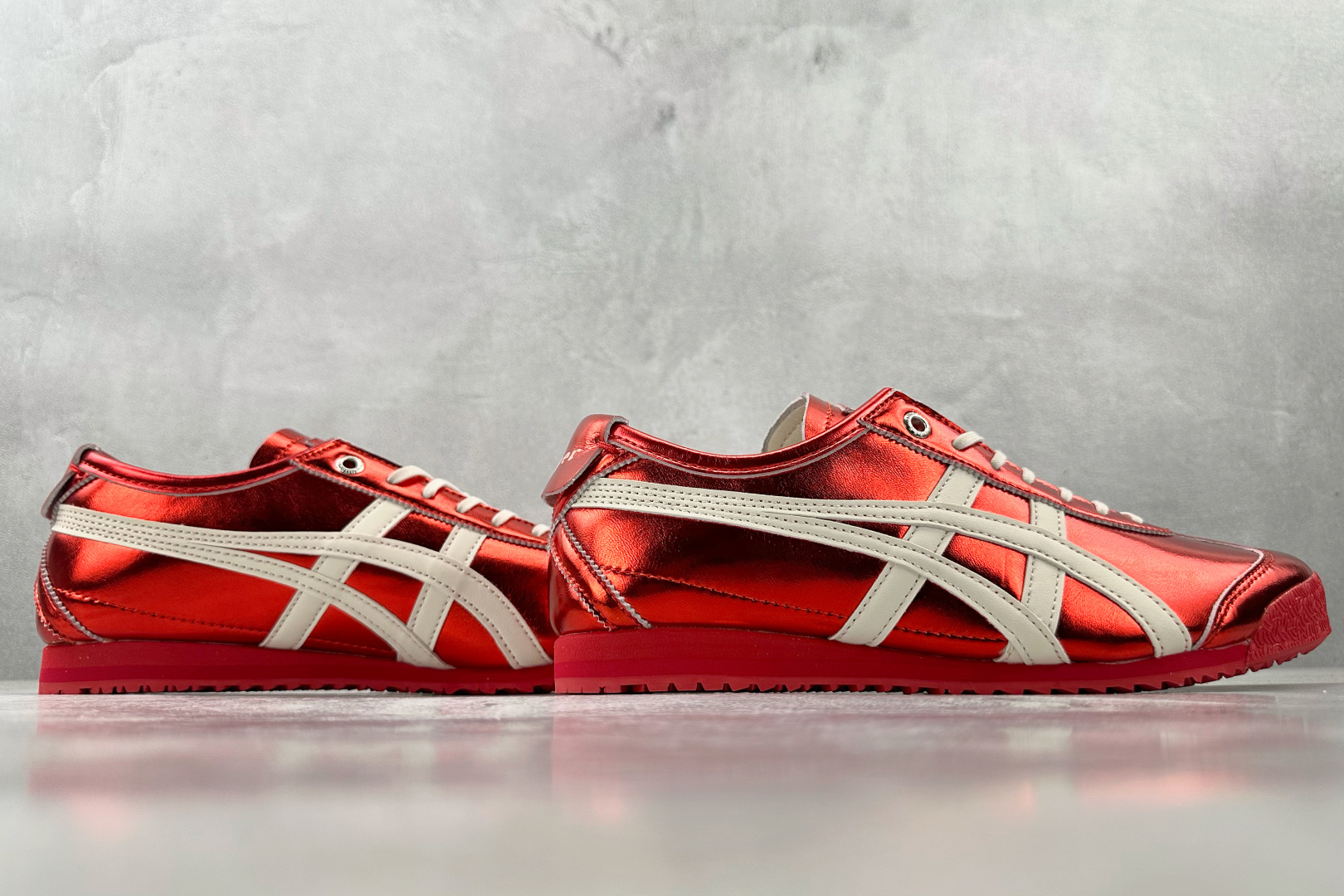 SC 
渠道特供 Onitsuka Tiger鬼塚虎 MEXICO 66 SD 红色

货号：1183C