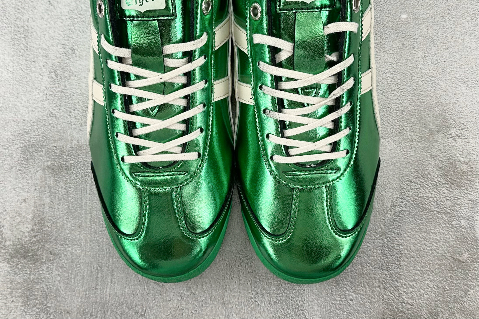 SC 
渠道特供 Onitsuka Tiger鬼塚虎 MEXICO 66 SD 绿色

货号：1183C