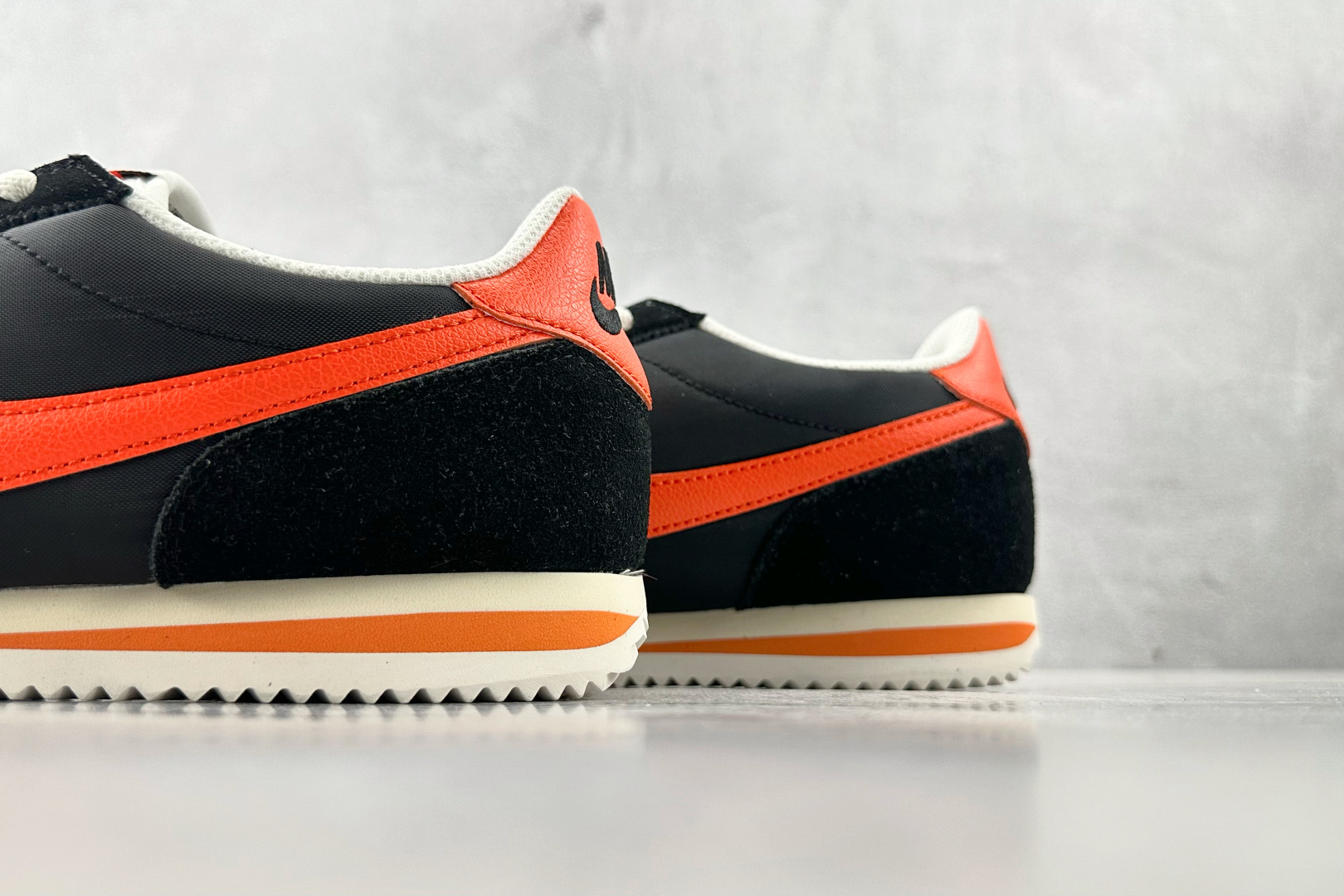 PF 
最强阿甘生产线  Nike Cortez 黑色

货号：HF0263-003
尺码：35.5 3