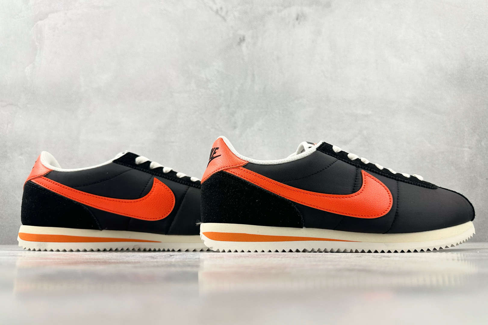 PF 
最强阿甘生产线  Nike Cortez 黑色

货号：HF0263-003
尺码：35.5 3