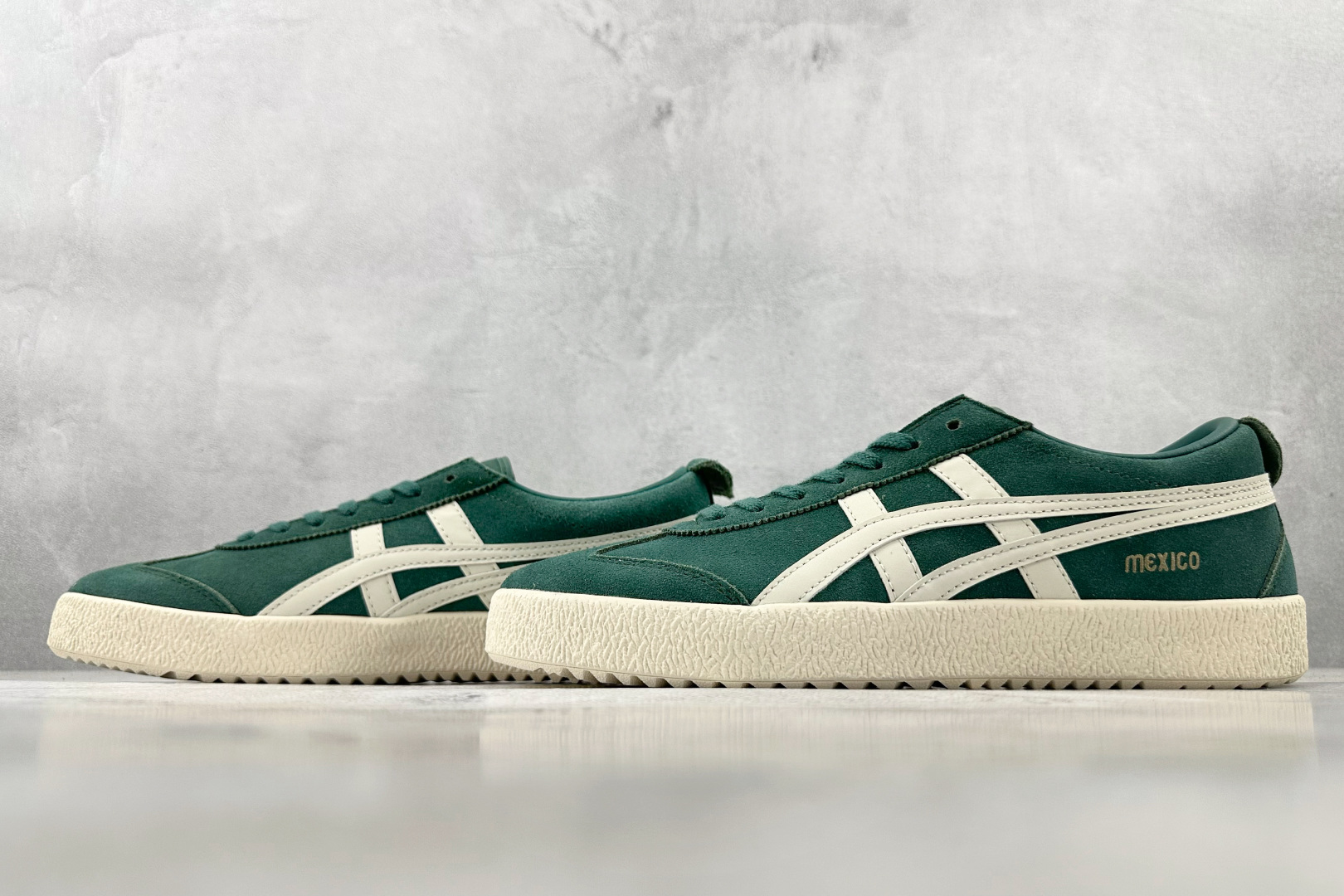 SC 
渠道特供  Onitsuka Tiger鬼塚虎 Delegation MEXICO 绿色

货号