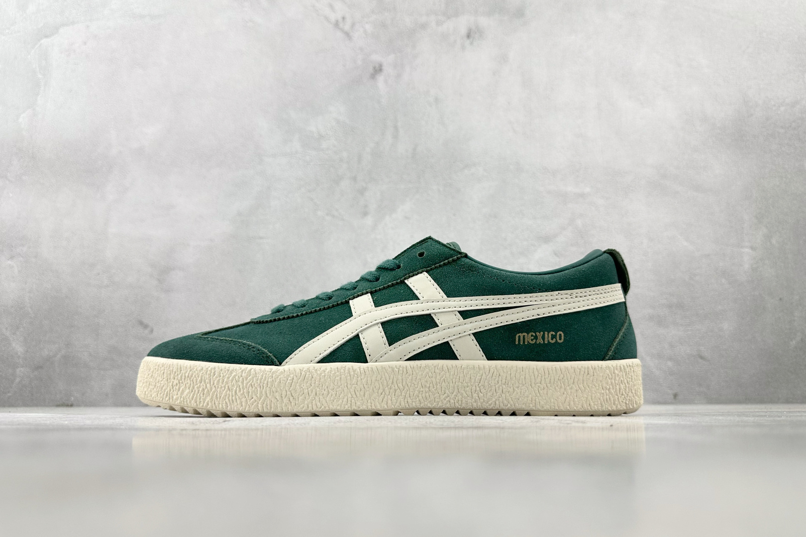 SC 
渠道特供  Onitsuka Tiger鬼塚虎 Delegation MEXICO 绿色

货号