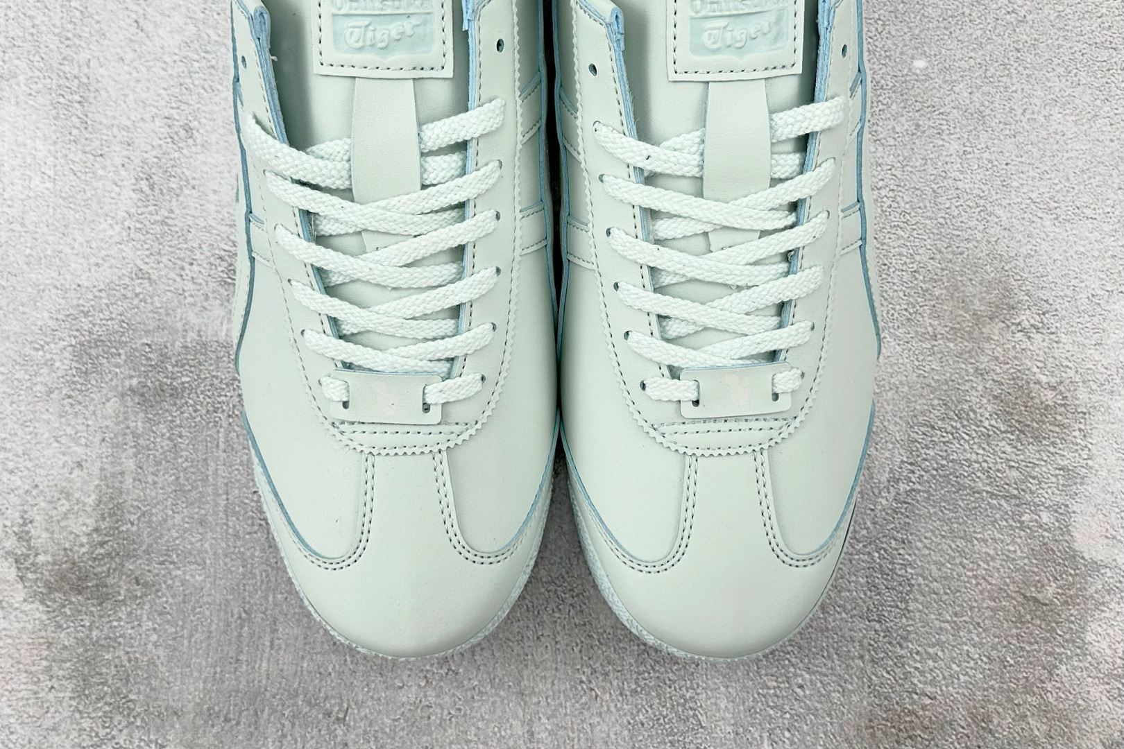 SC 
渠道特供 Onitsuka Tiger鬼塚虎 MEXICO 66 CACTFUL-S 浅蓝色

