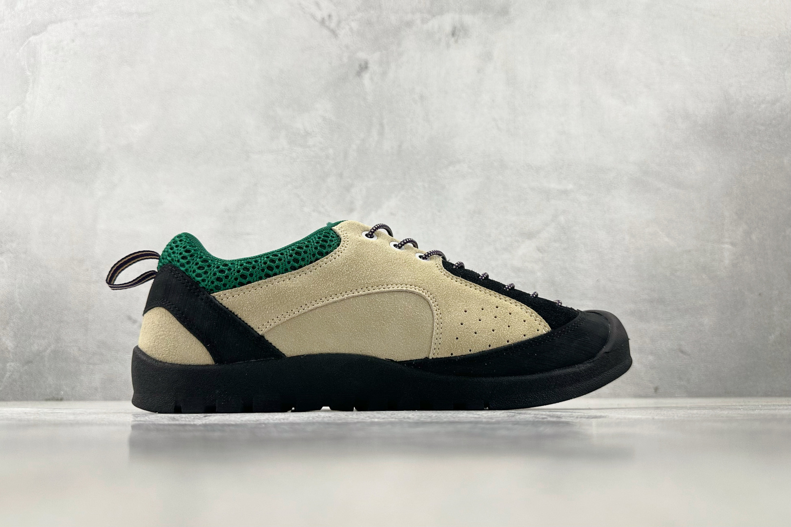 KN 
KEEN Jasper Rocks 卡其绿色

货号：
尺码：36 36.5 37 38.5 3