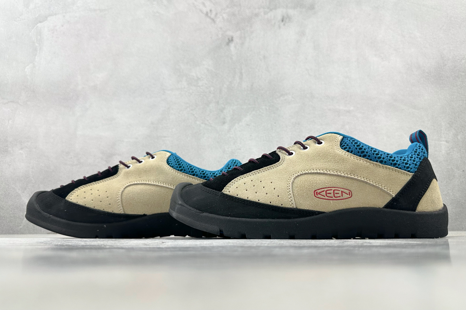 KN 
KEEN Jasper Rocks 卡其色

货号：
尺码：36 36.5 37 38.5 39